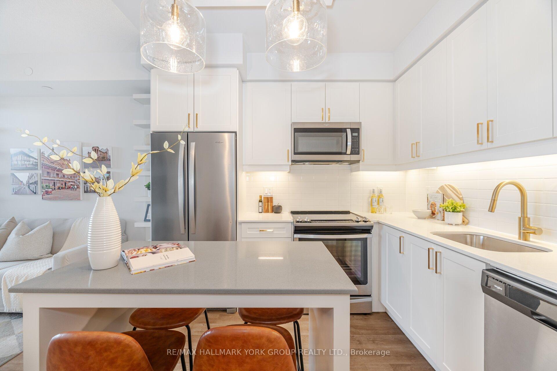 Photo 4 of Unit 616, 7895 Jane Street, Vaughan, Concord — HOMEH