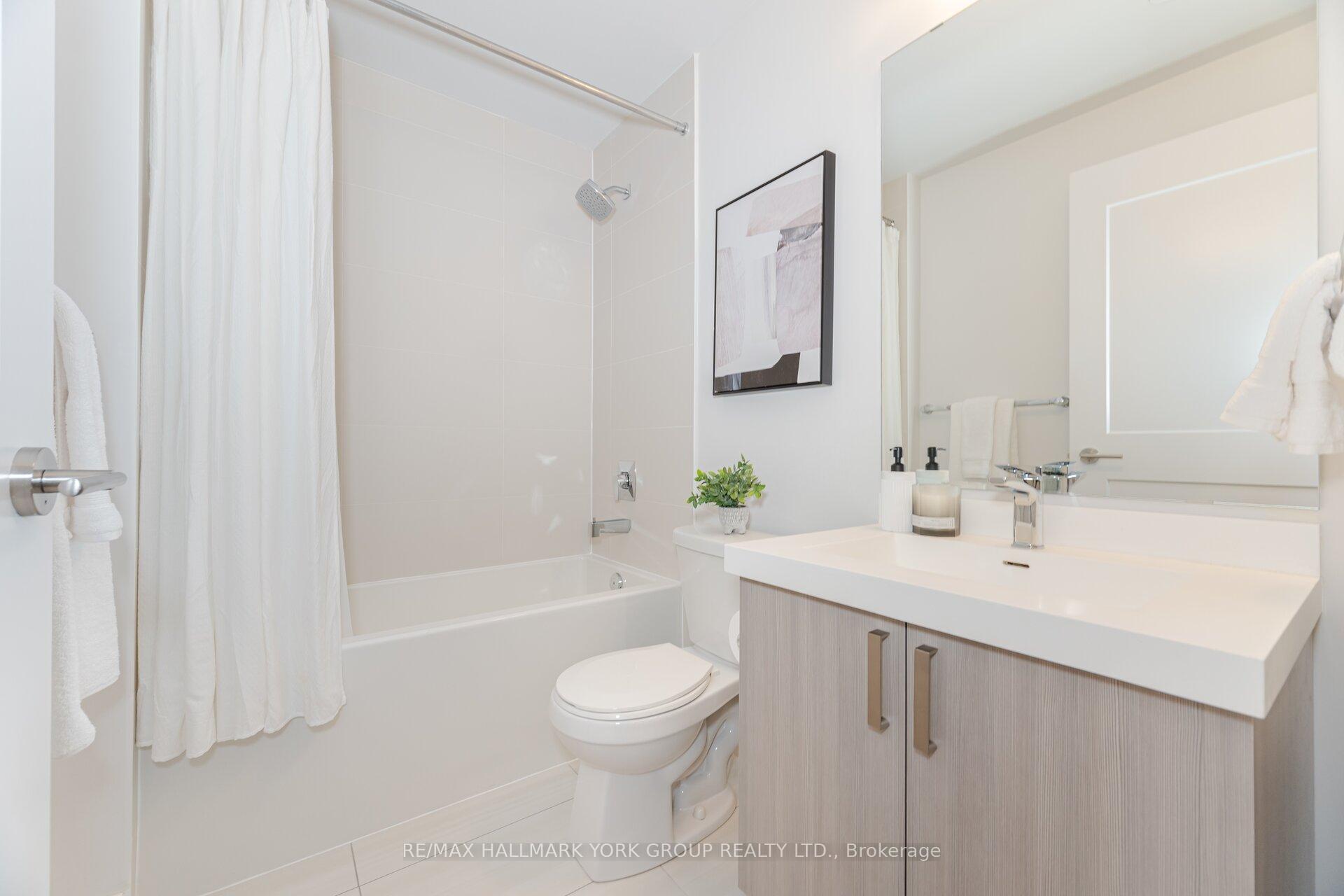 Photo 9 of Unit 616, 7895 Jane Street, Vaughan, Concord — HOMEH