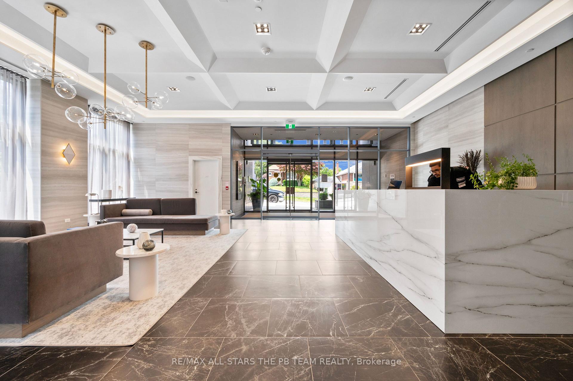 Photo 12 of Unit 506, 355 Bedford Park Avenue, Toronto, Bedford Park-Nortown — HOMEH