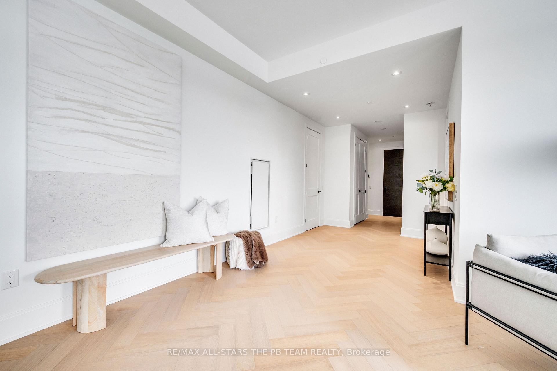 Photo 16 of Unit 506, 355 Bedford Park Avenue, Toronto, Bedford Park-Nortown — HOMEH