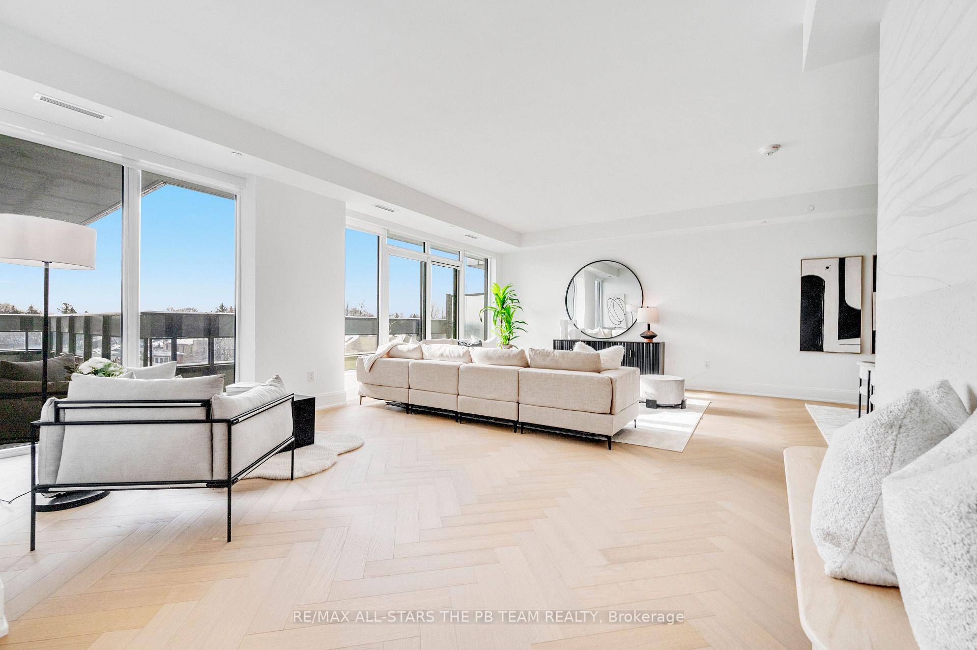 Photo 11 of Unit 506, 355 Bedford Park Avenue, Toronto, Bedford Park-Nortown — HOMEH