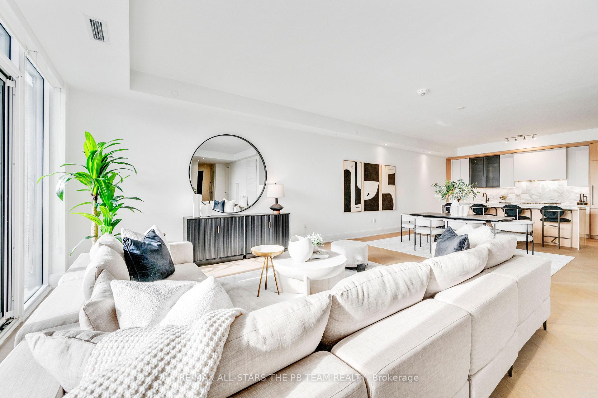 Photo 9 of Unit 506, 355 Bedford Park Avenue, Toronto, Bedford Park-Nortown — HOMEH