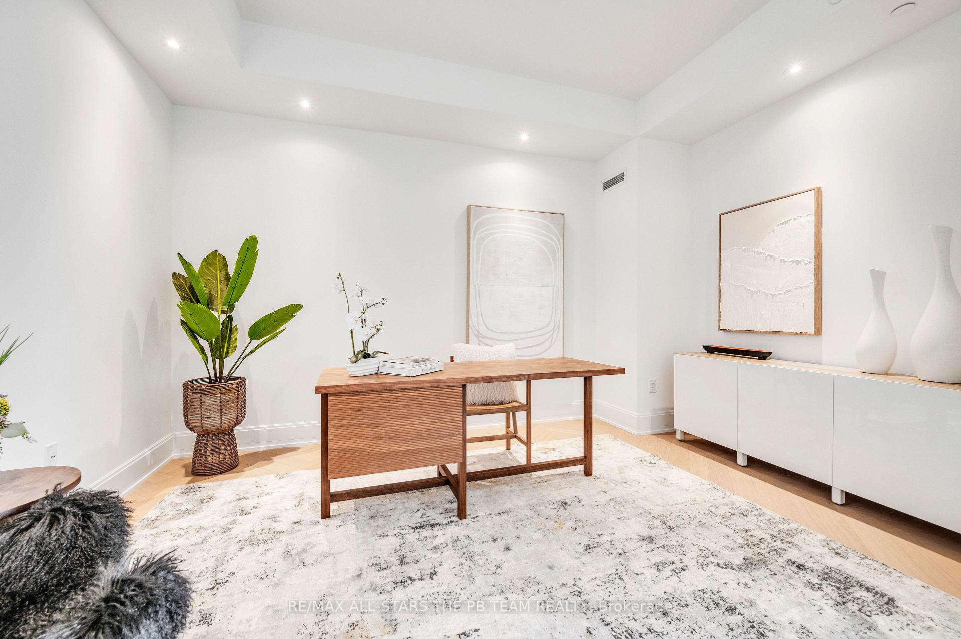 Photo 30 of Unit 506, 355 Bedford Park Avenue, Toronto, Bedford Park-Nortown — HOMEH