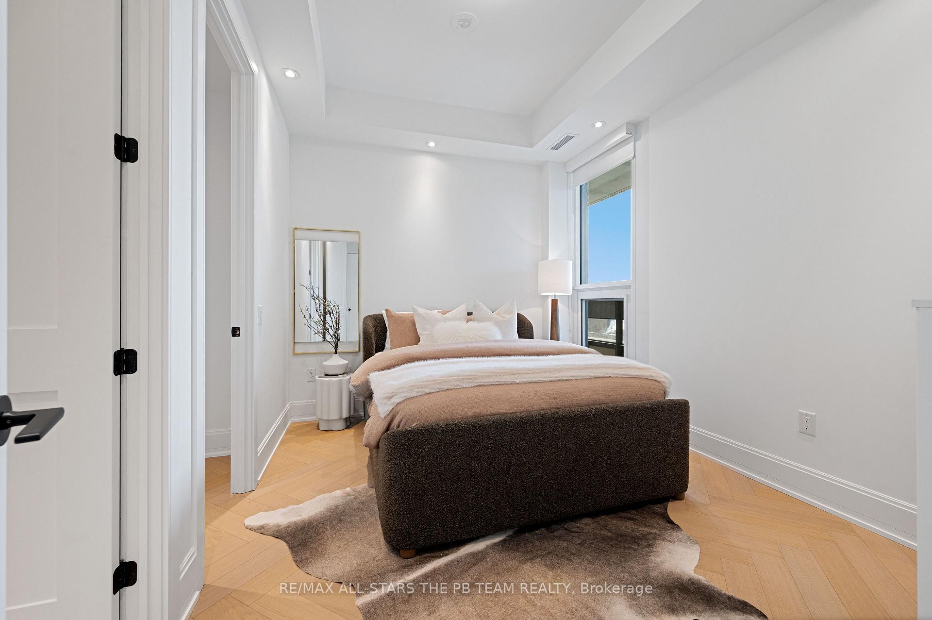 Photo 22 of Unit 506, 355 Bedford Park Avenue, Toronto, Bedford Park-Nortown — HOMEH