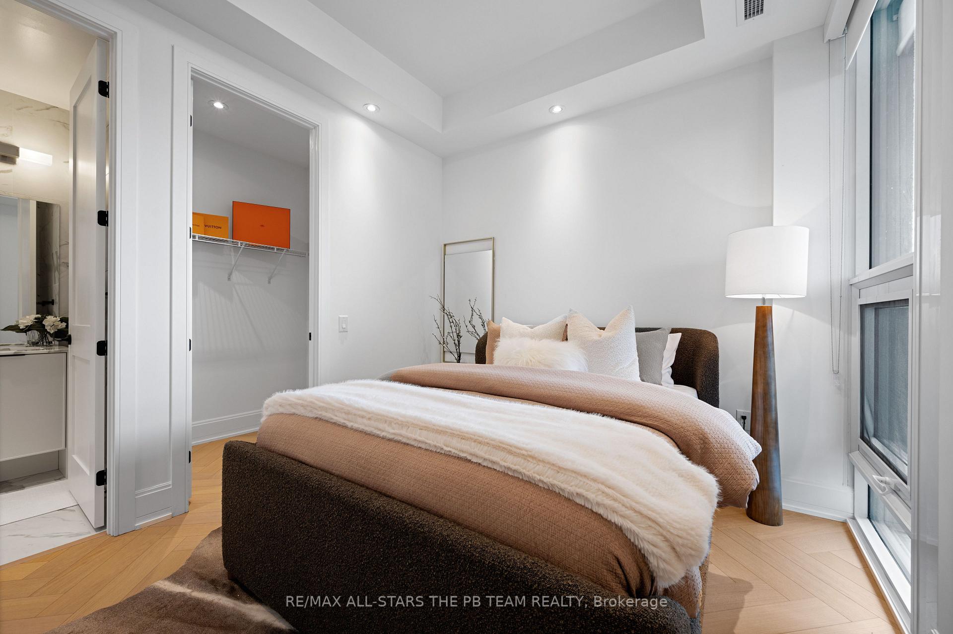 Photo 29 of Unit 506, 355 Bedford Park Avenue, Toronto, Bedford Park-Nortown — HOMEH