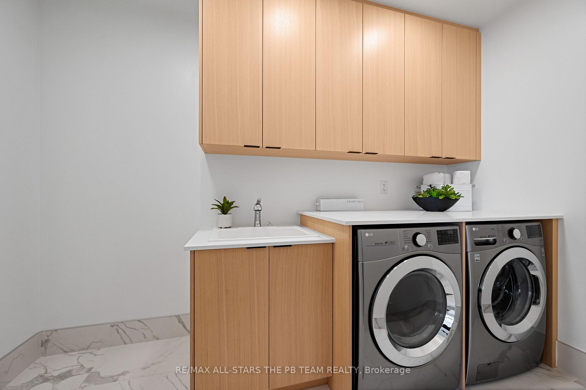 Photo 34 of Unit 506, 355 Bedford Park Avenue, Toronto, Bedford Park-Nortown — HOMEH