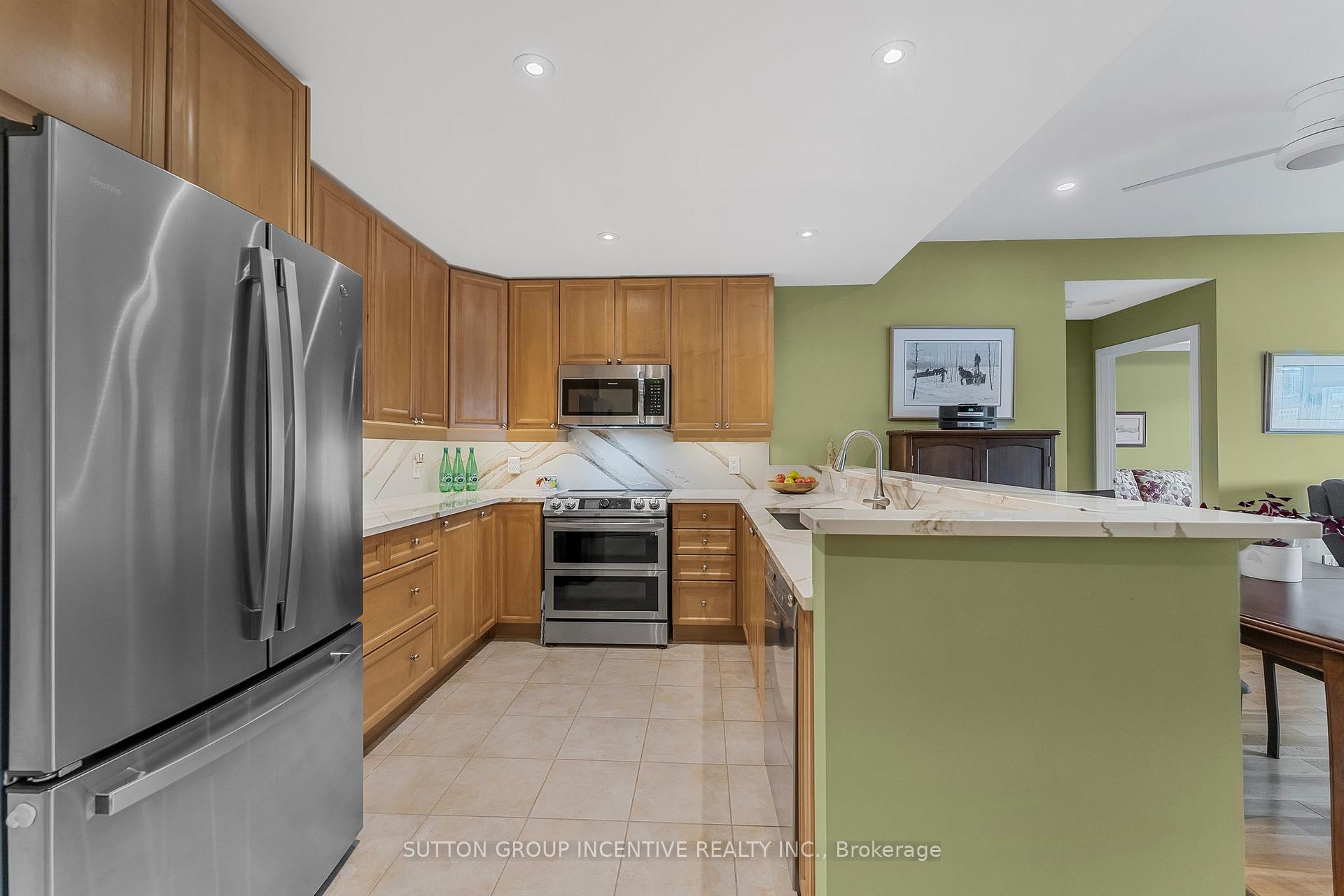Photo 11 of Unit 609, 6 Toronto Street, Barrie, City Centre — HOMEH