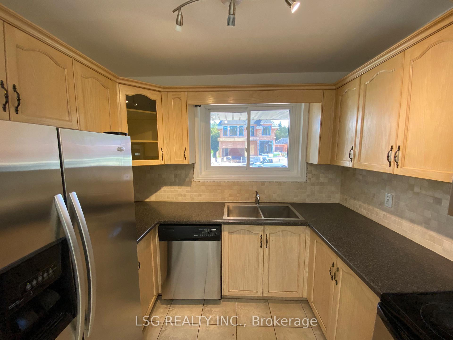 Photo 12 of Unit Main, 76 Child Drive, Aurora, Aurora Highlands — HOMEH