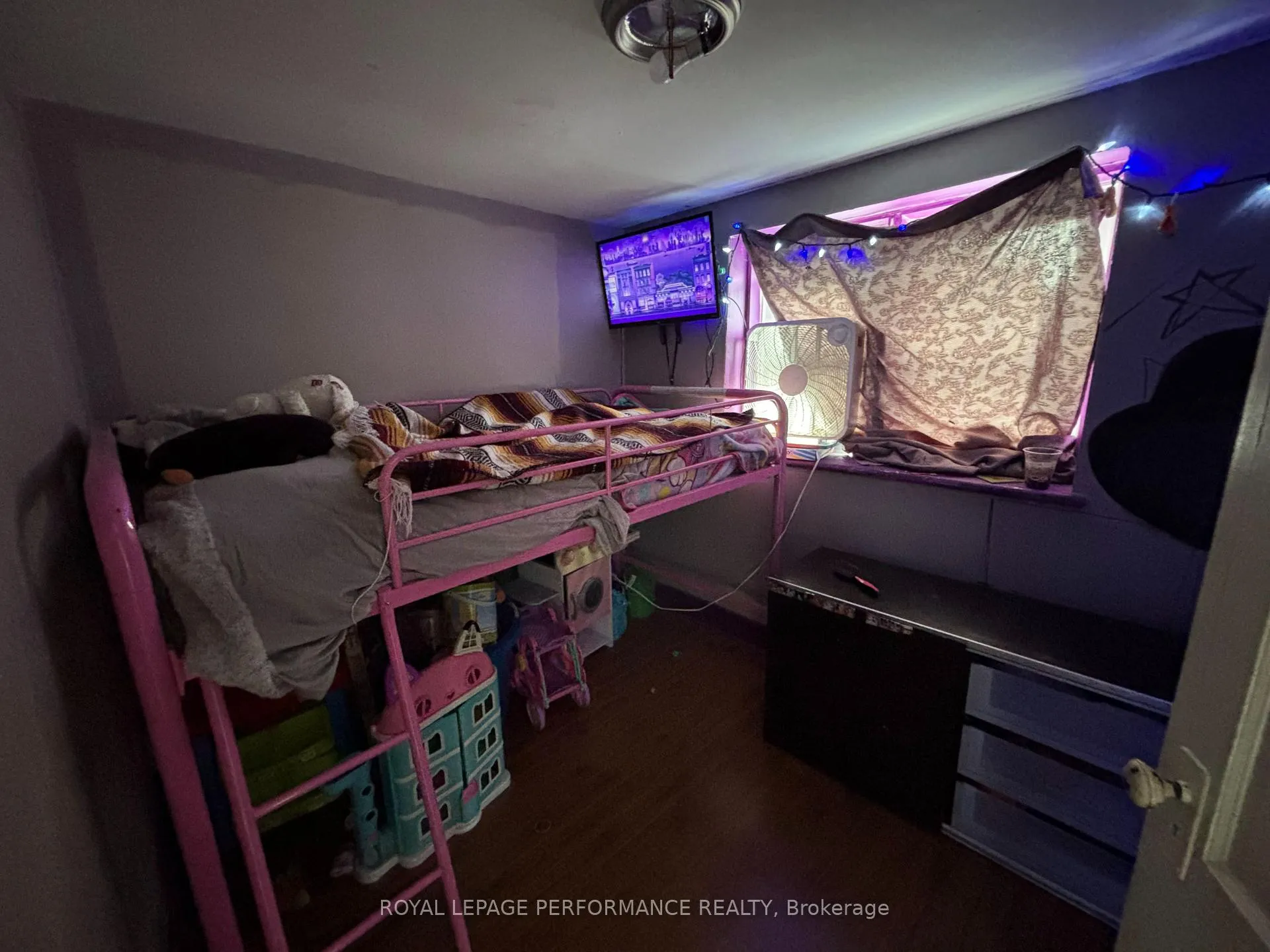 Photo 12 of 345 Gloucester St N Street N, Cornwall — HOMEH