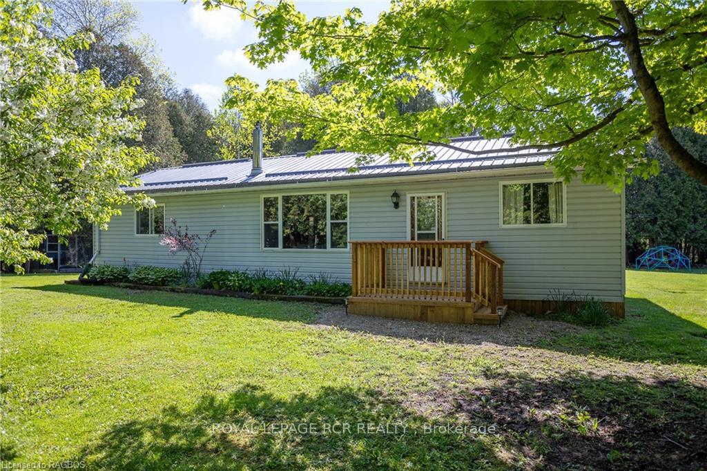 Front of 134 Paisley Drive