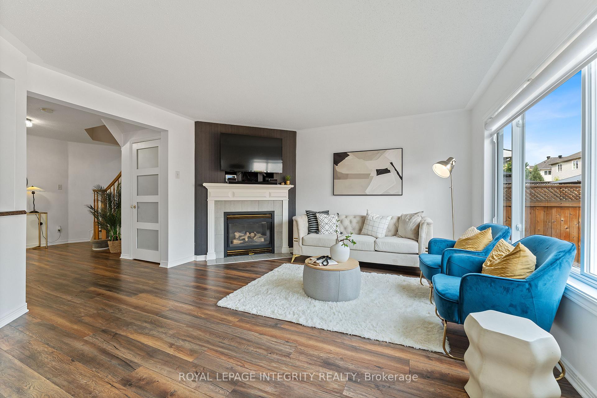 Photo 12 of 180 Deerfox Drive, Ottawa, Barrhaven - Longfields — HOMEH