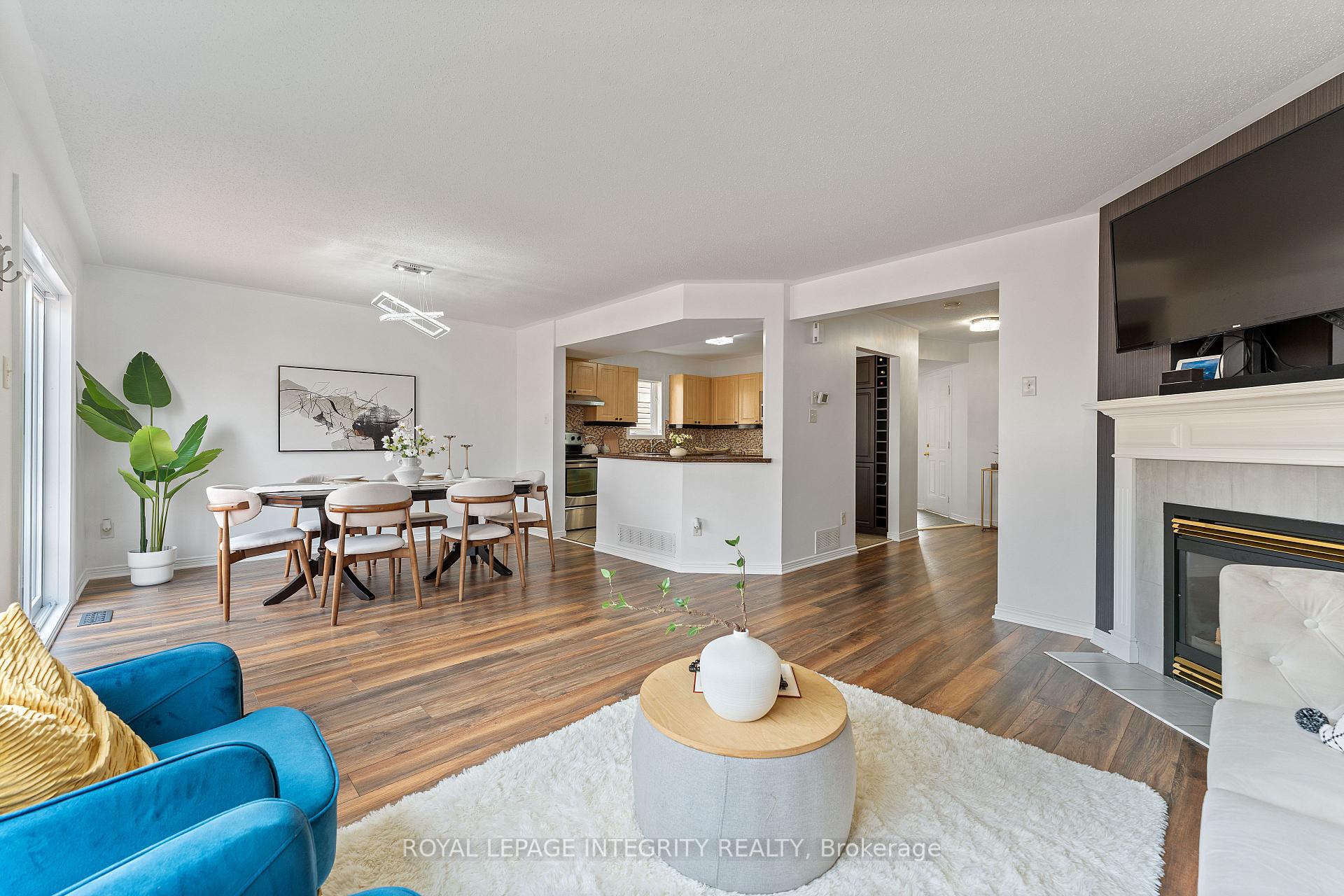 Photo 11 of 180 Deerfox Drive, Ottawa, Barrhaven - Longfields — HOMEH