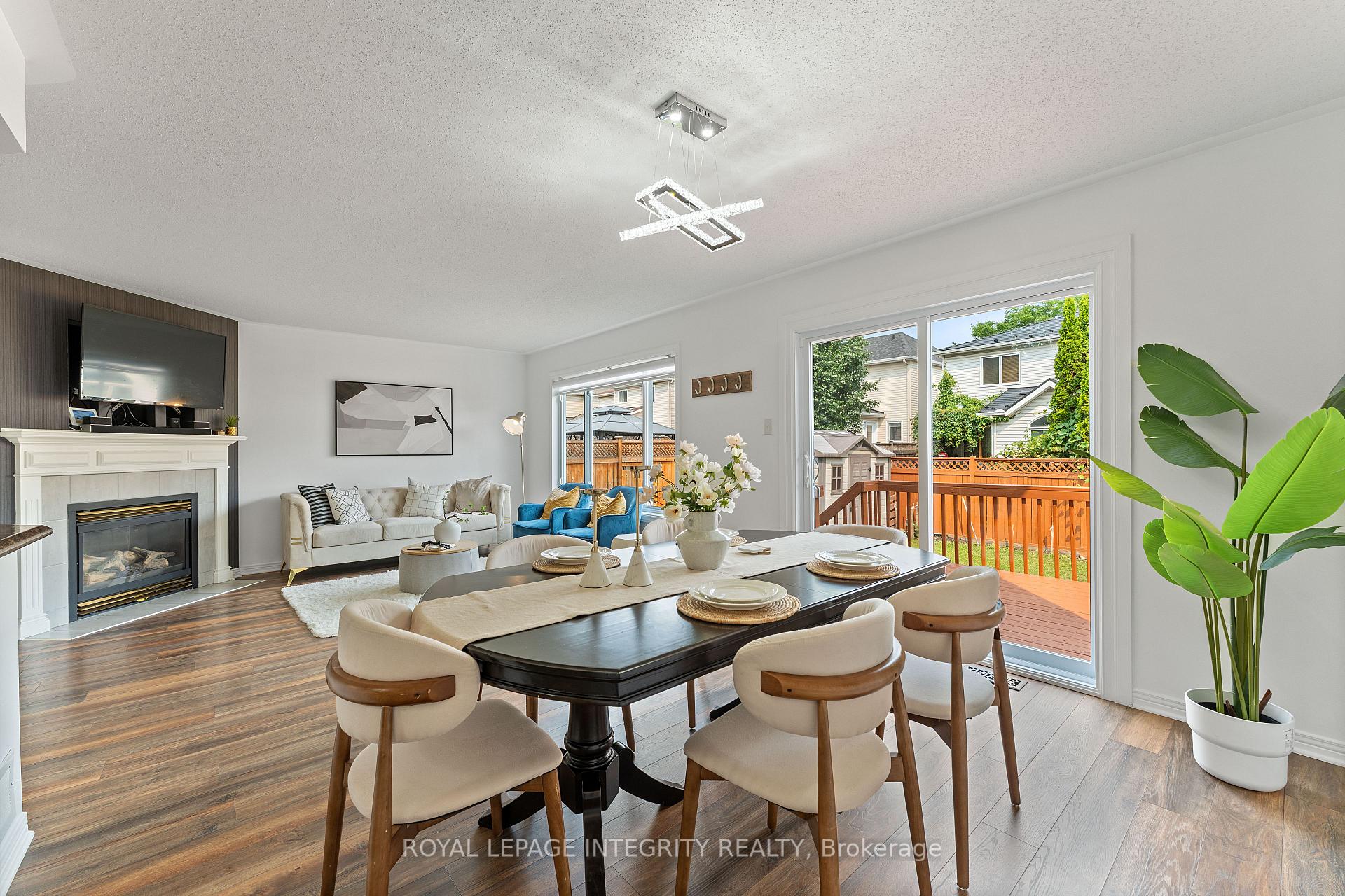 Photo 16 of 180 Deerfox Drive, Ottawa, Barrhaven - Longfields — HOMEH