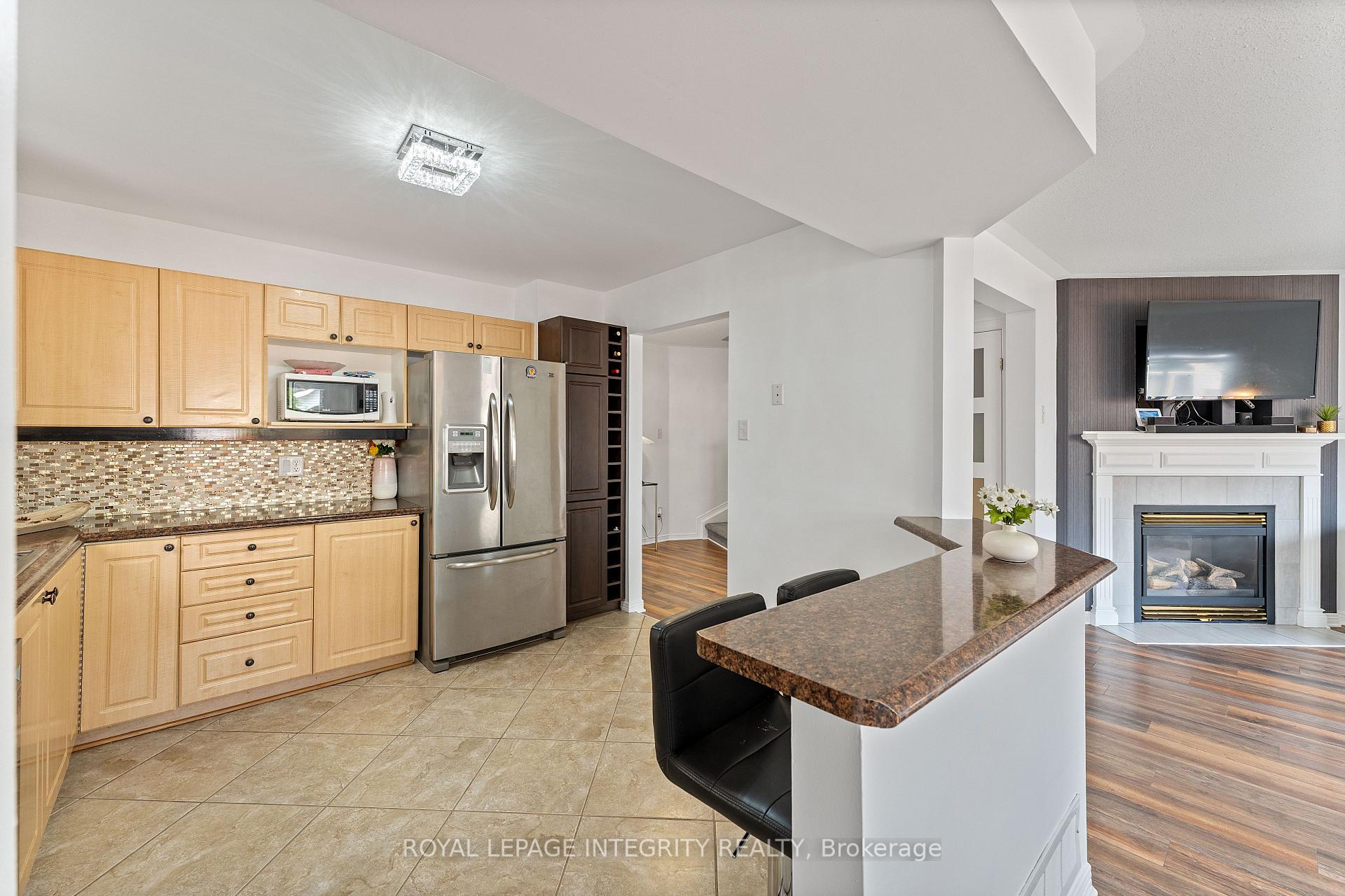 Photo 17 of 180 Deerfox Drive, Ottawa, Barrhaven - Longfields — HOMEH