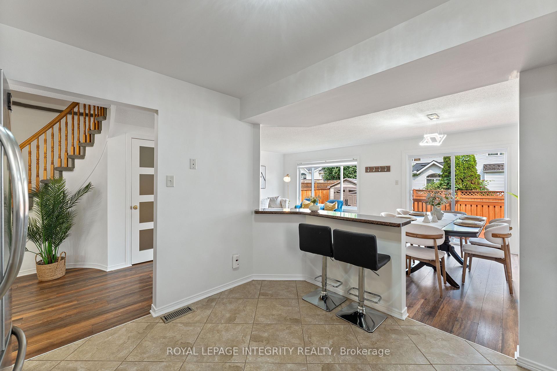 Photo 20 of 180 Deerfox Drive, Ottawa, Barrhaven - Longfields — HOMEH