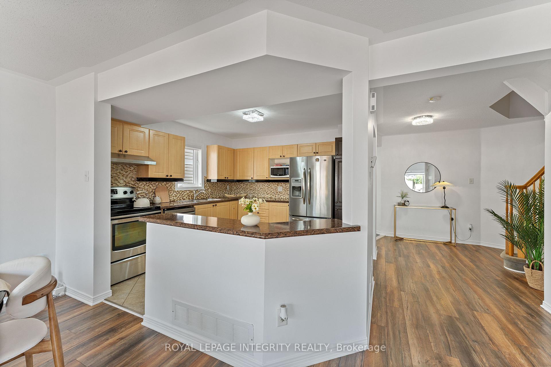 Photo 22 of 180 Deerfox Drive, Ottawa, Barrhaven - Longfields — HOMEH