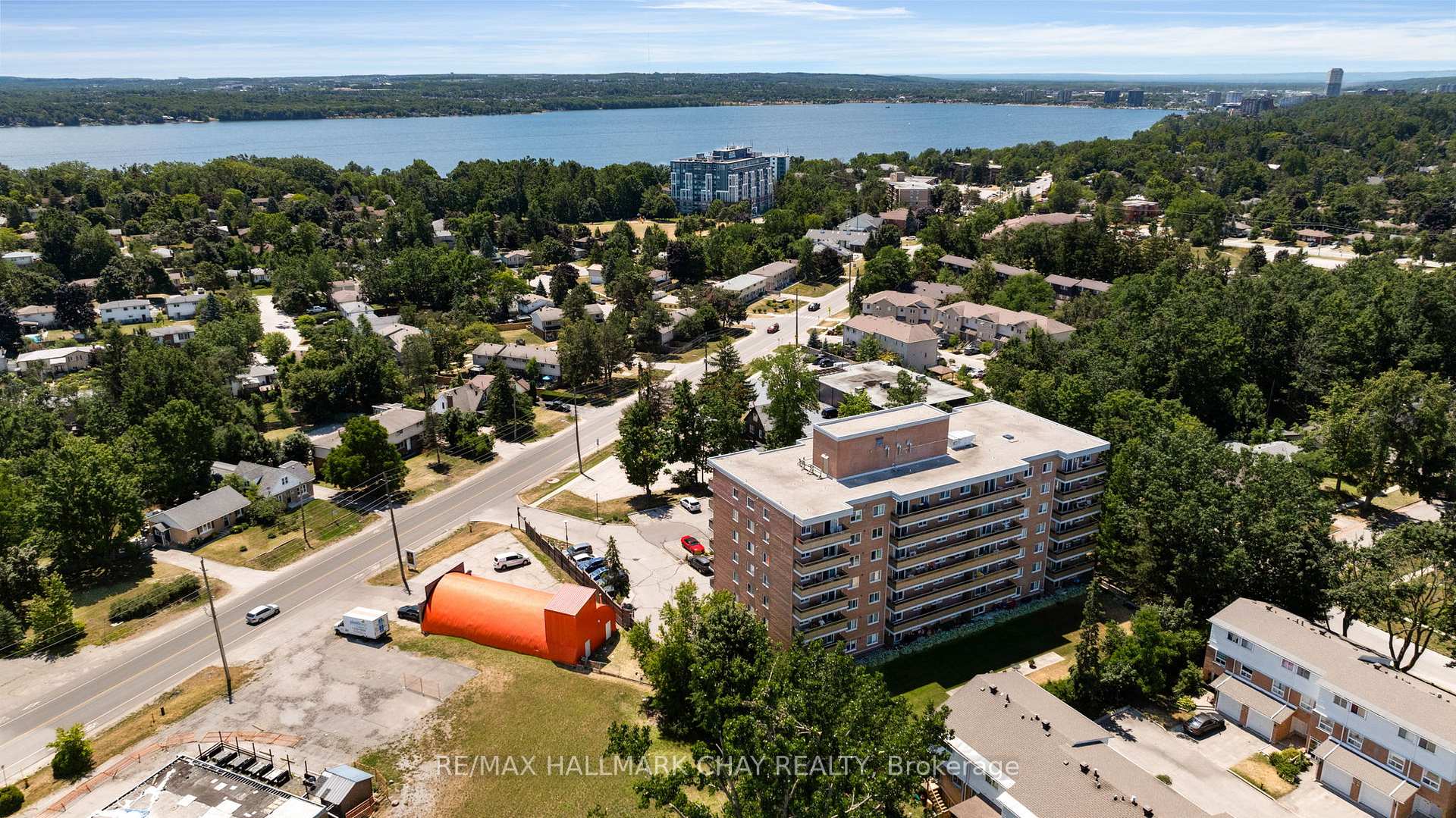 Photo 33 of Unit 803, 414 Blake Street, Barrie, Codrington — HOMEH