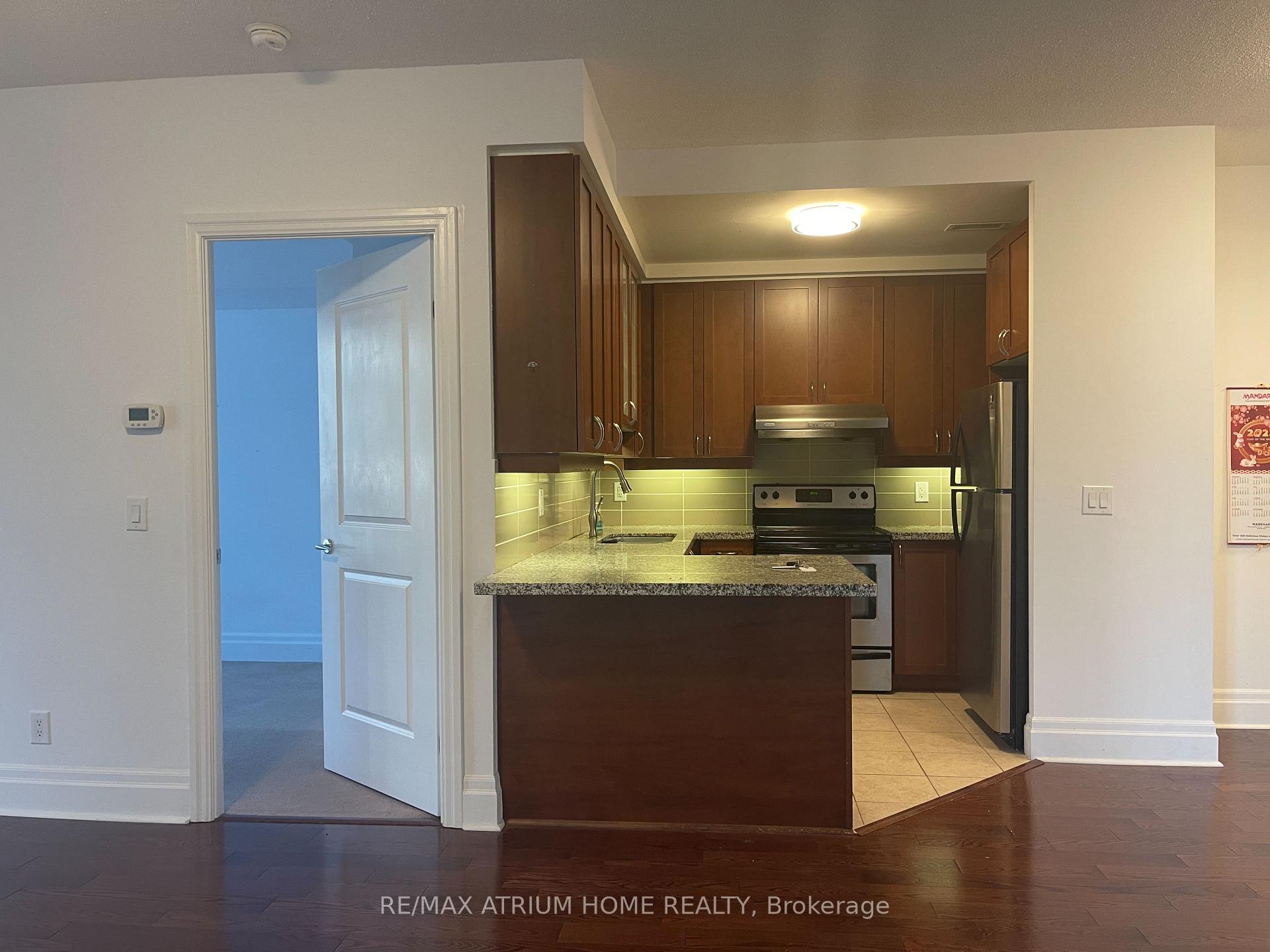 Photo 2 of Unit 214, 57 Upper Duke Crescent, Markham, Unionville — HOMEH