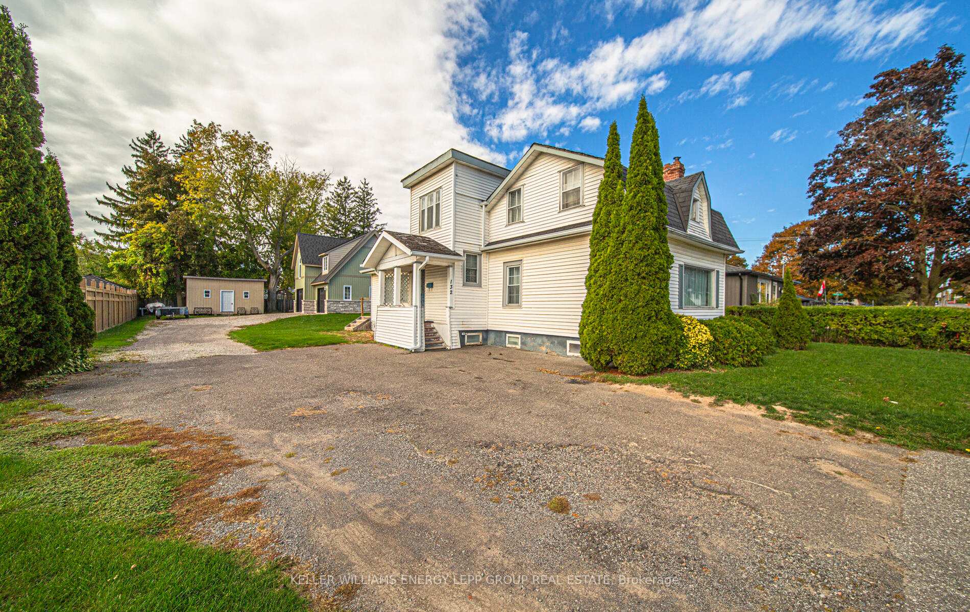 Photo 6 of 132 High Street, Clarington, Bowmanville — HOMEH