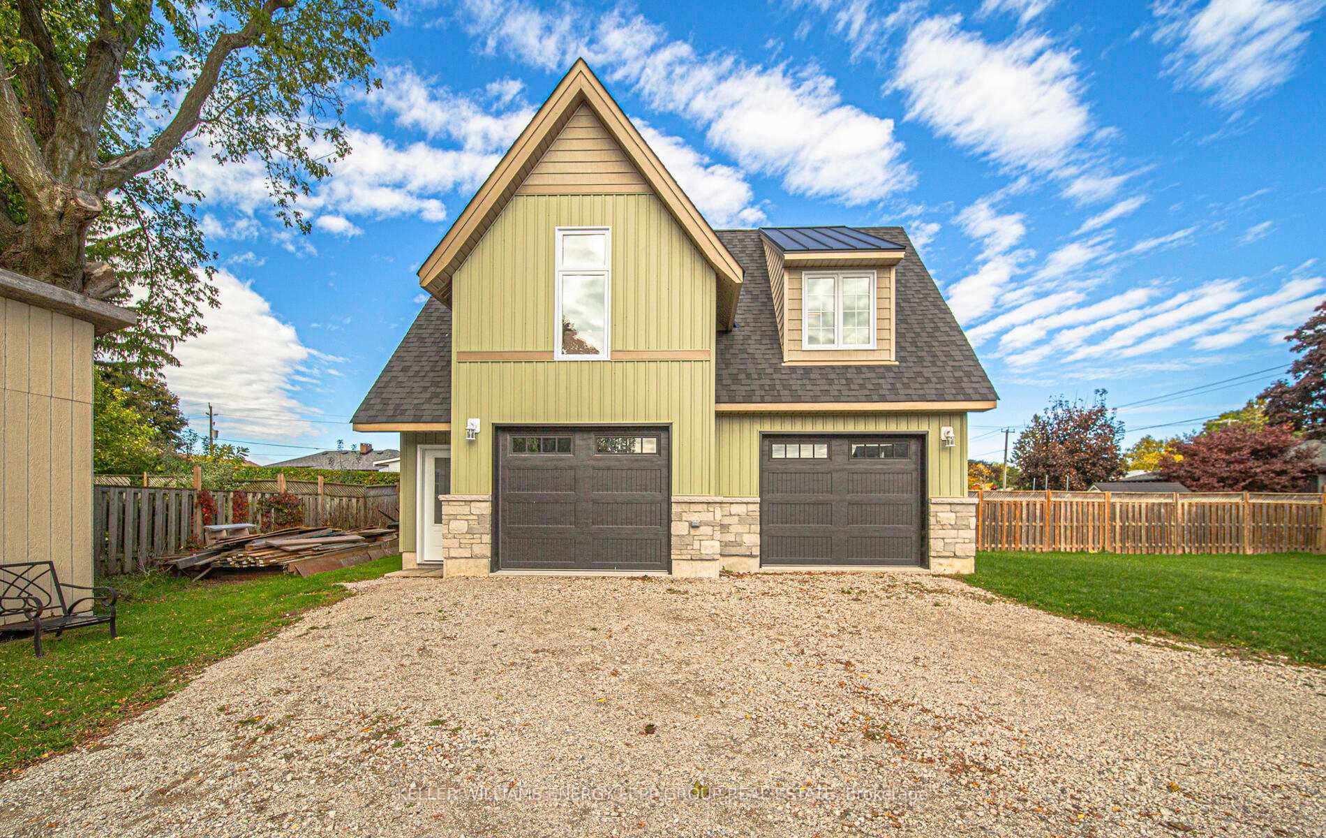 Photo 34 of 132 High Street, Clarington, Bowmanville — HOMEH