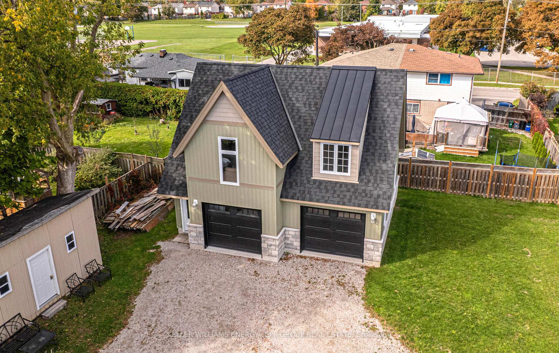 Photo 37 of 132 High Street, Clarington, Bowmanville — HOMEH