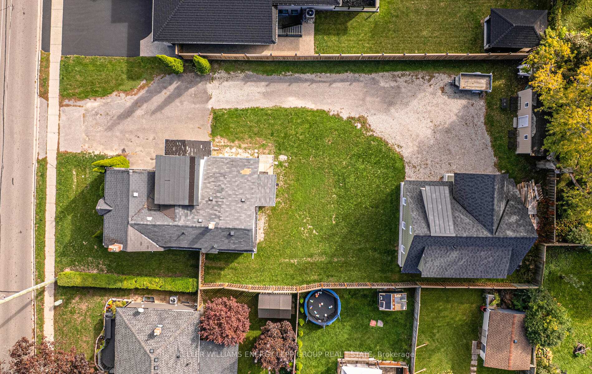 Photo 40 of 132 High Street, Clarington, Bowmanville — HOMEH