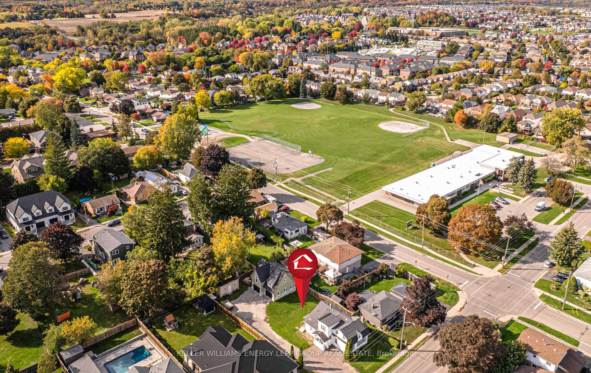 Photo 48 of 132 High Street, Clarington, Bowmanville — HOMEH
