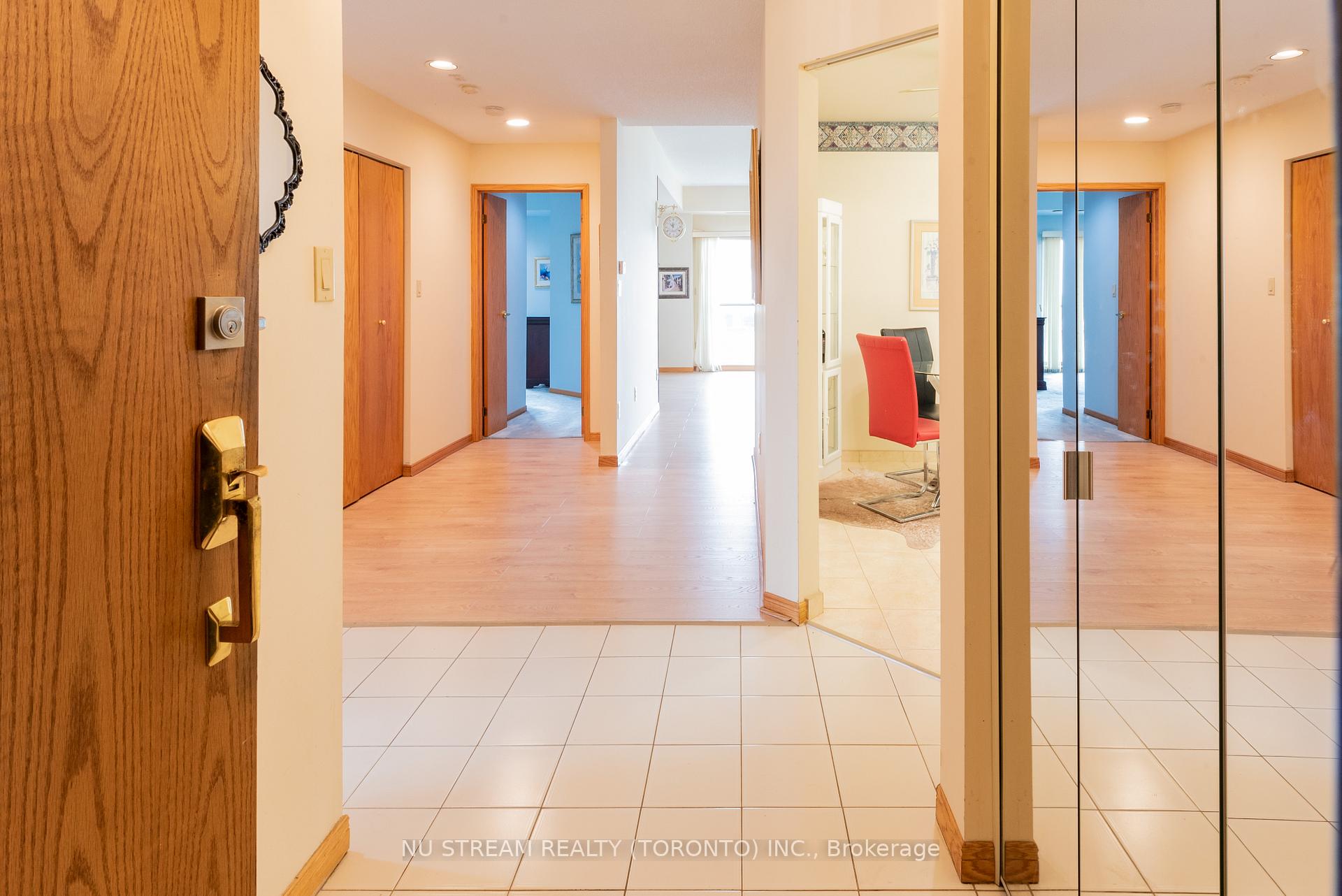 Photo 24 of Unit 905, 5151 Riverside Drive E, Windsor — HOMEH