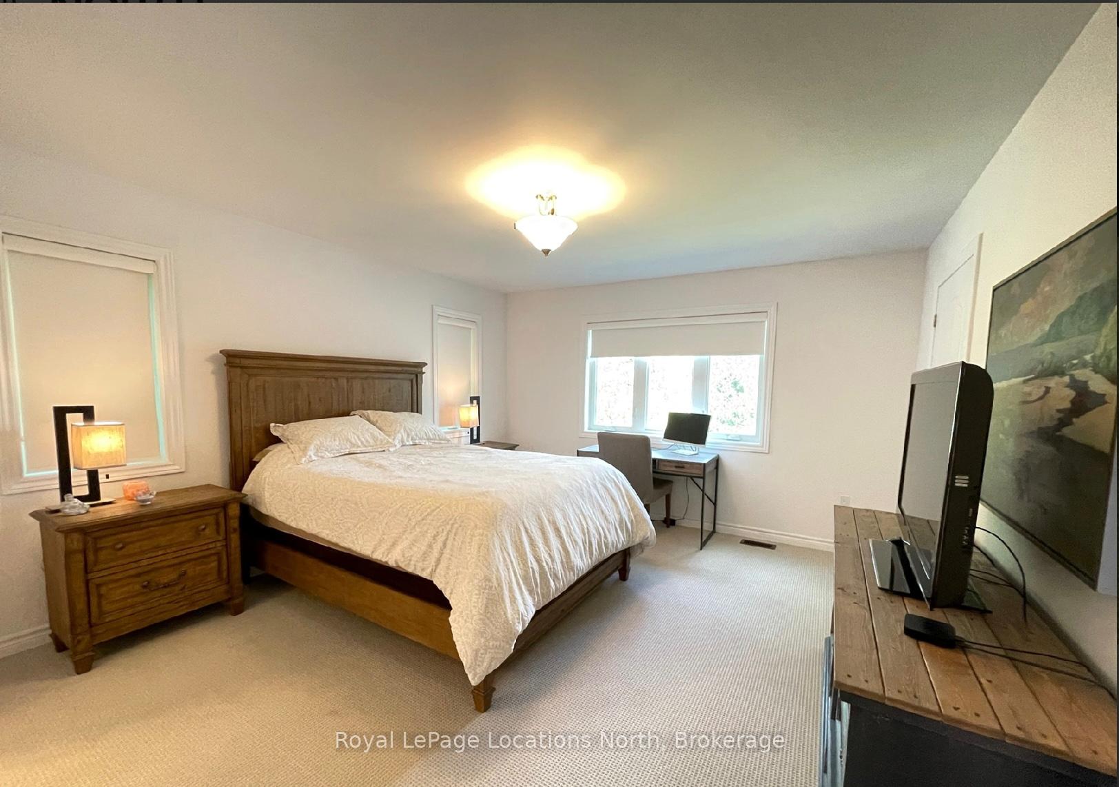 Photo 7 of 16 Sunset Court, Collingwood — HOMEH