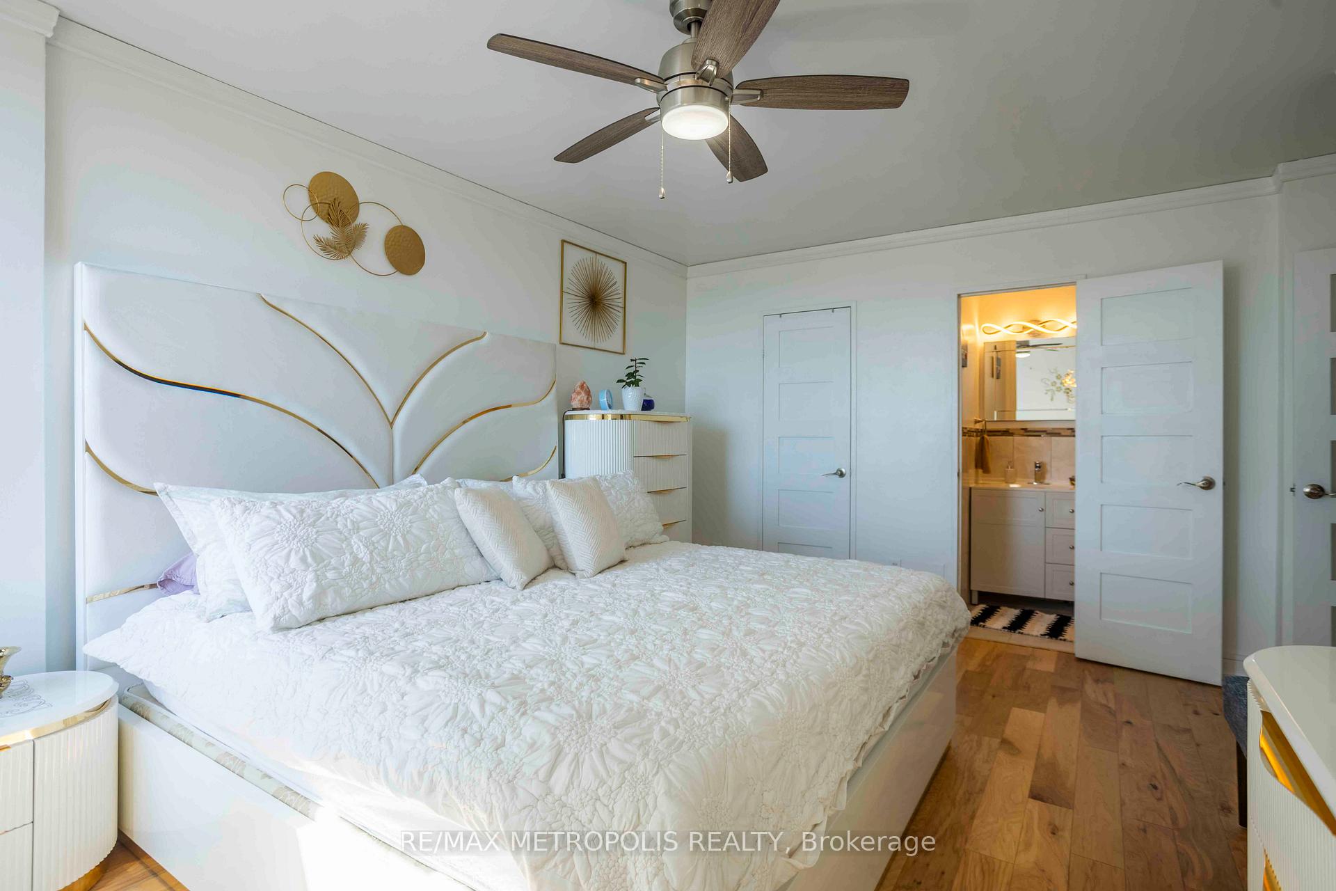 Photo 18 of Unit PH01, 15 Vicora Linkway, Toronto, Flemingdon Park — HOMEH