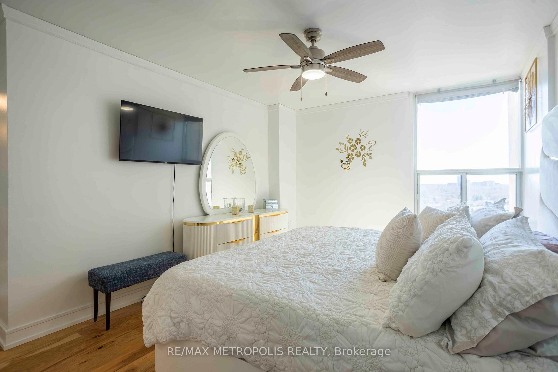Photo 19 of Unit PH01, 15 Vicora Linkway, Toronto, Flemingdon Park — HOMEH