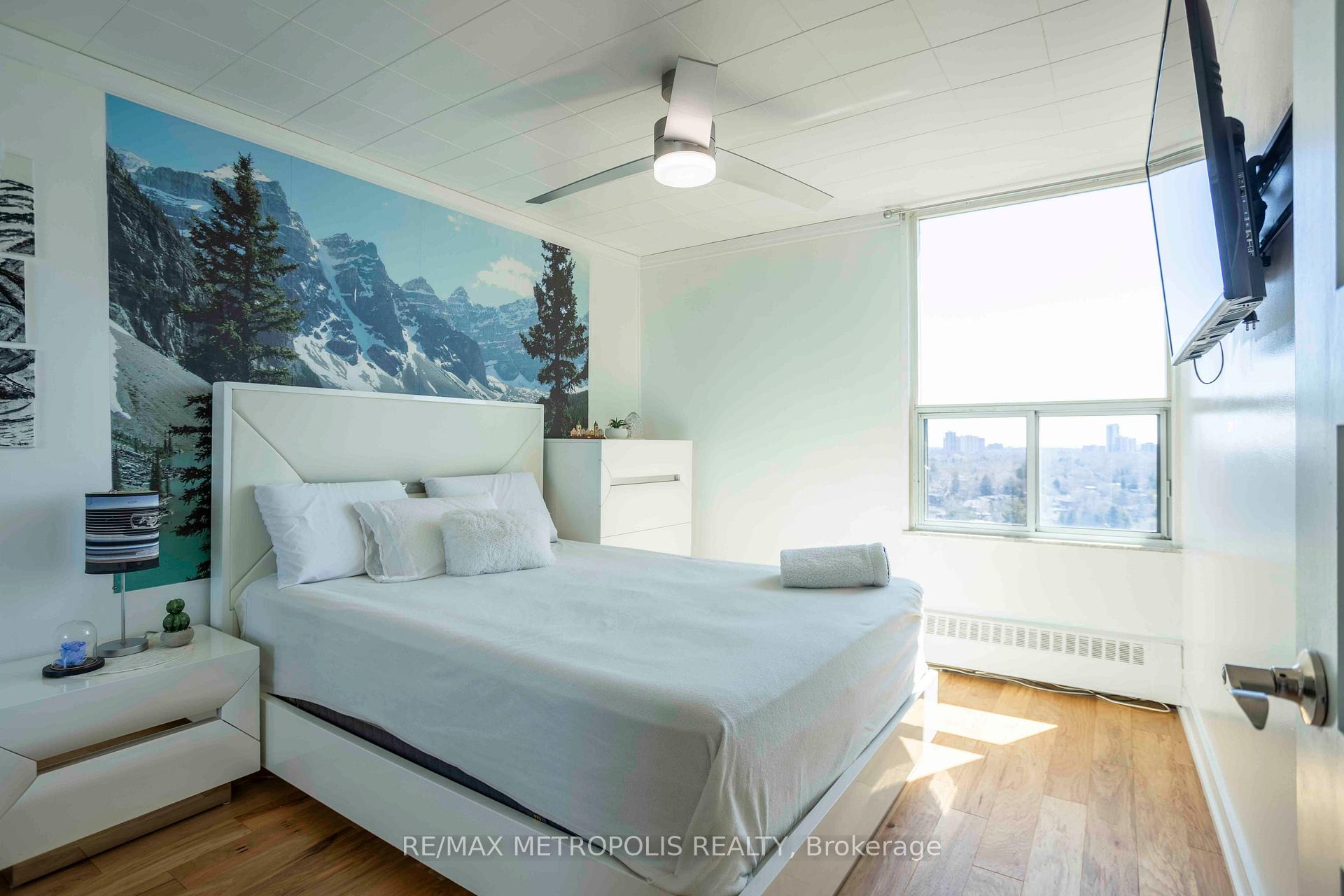 Photo 24 of Unit PH01, 15 Vicora Linkway, Toronto, Flemingdon Park — HOMEH