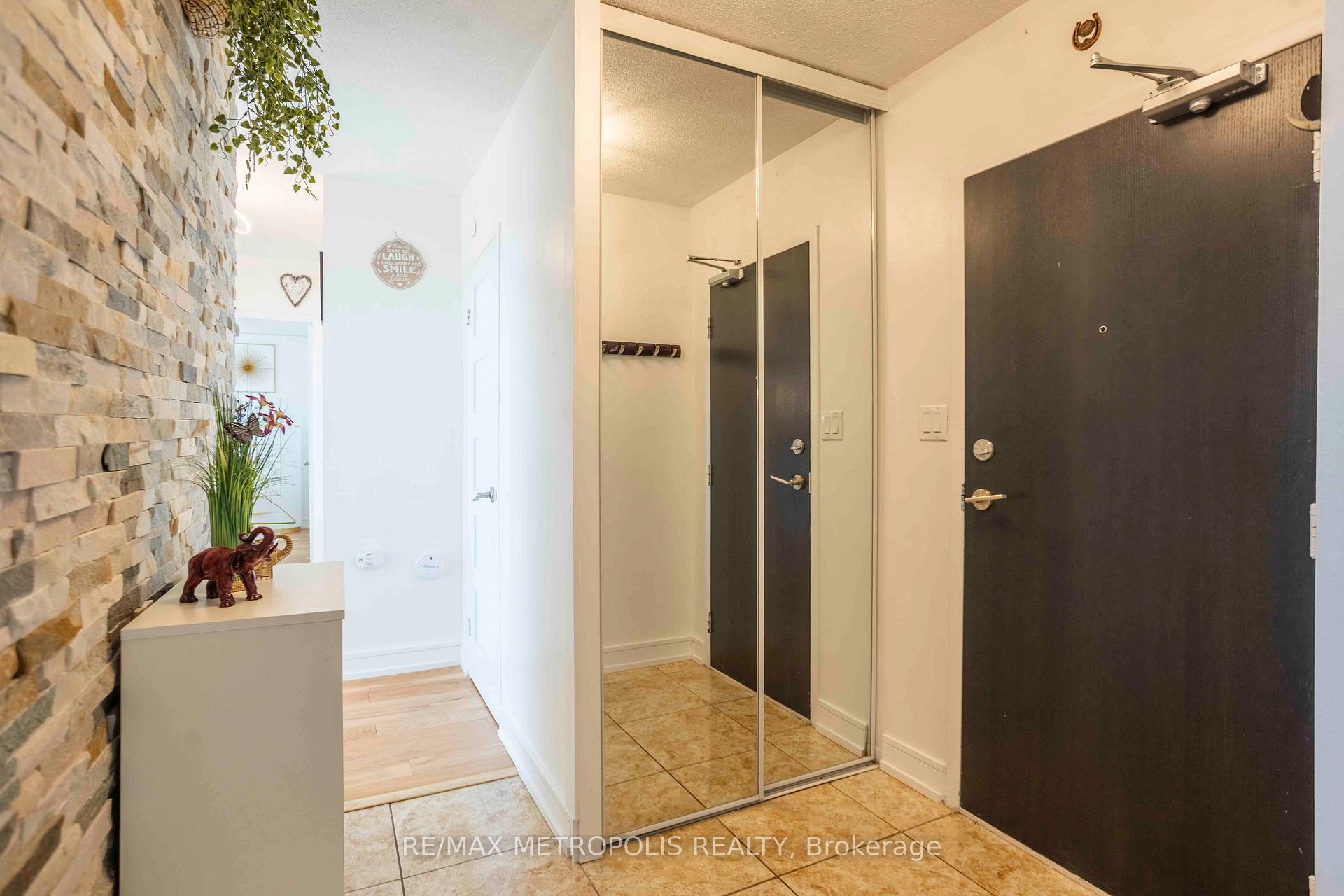 Photo 27 of Unit PH01, 15 Vicora Linkway, Toronto, Flemingdon Park — HOMEH