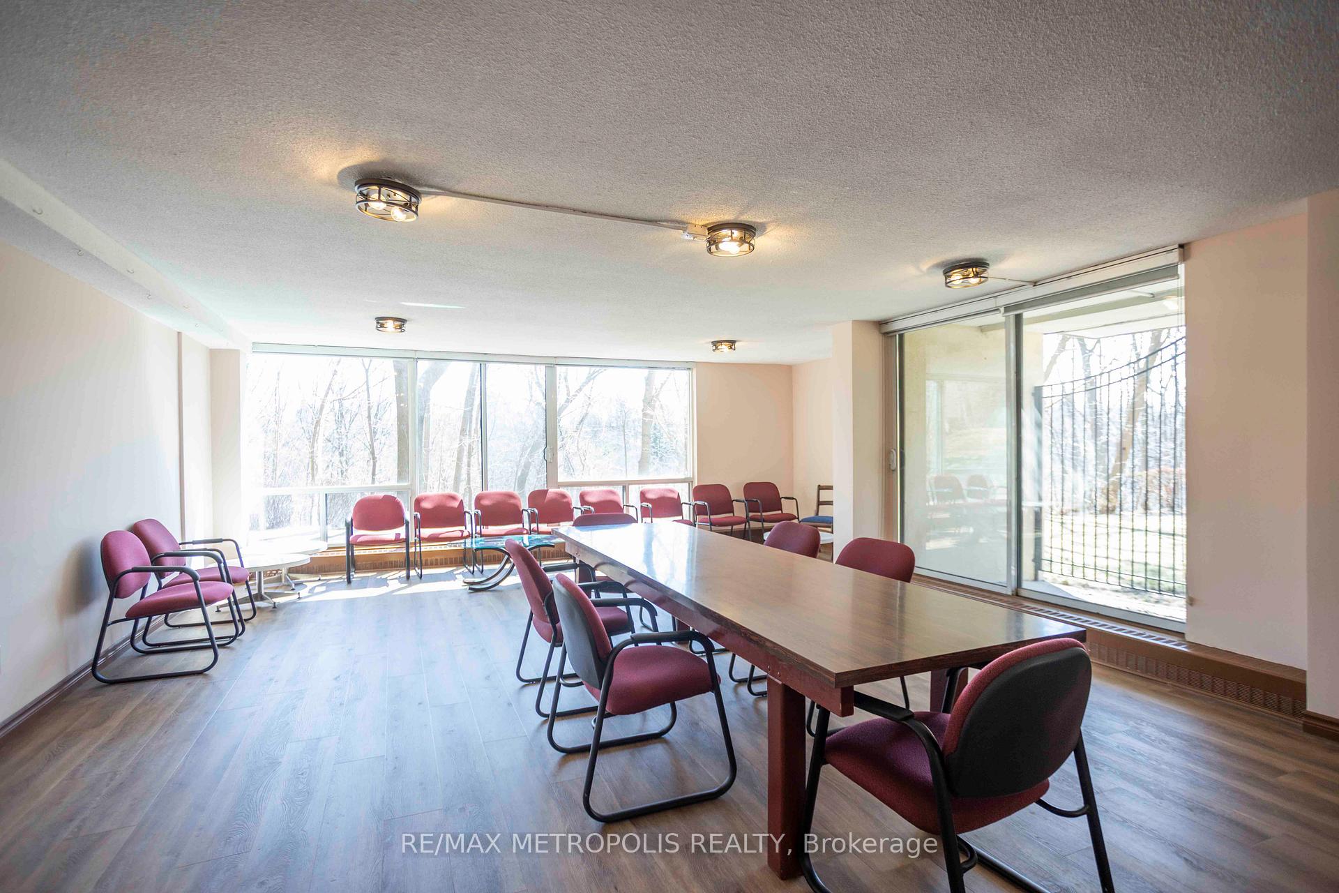 Photo 31 of Unit PH01, 15 Vicora Linkway, Toronto, Flemingdon Park — HOMEH