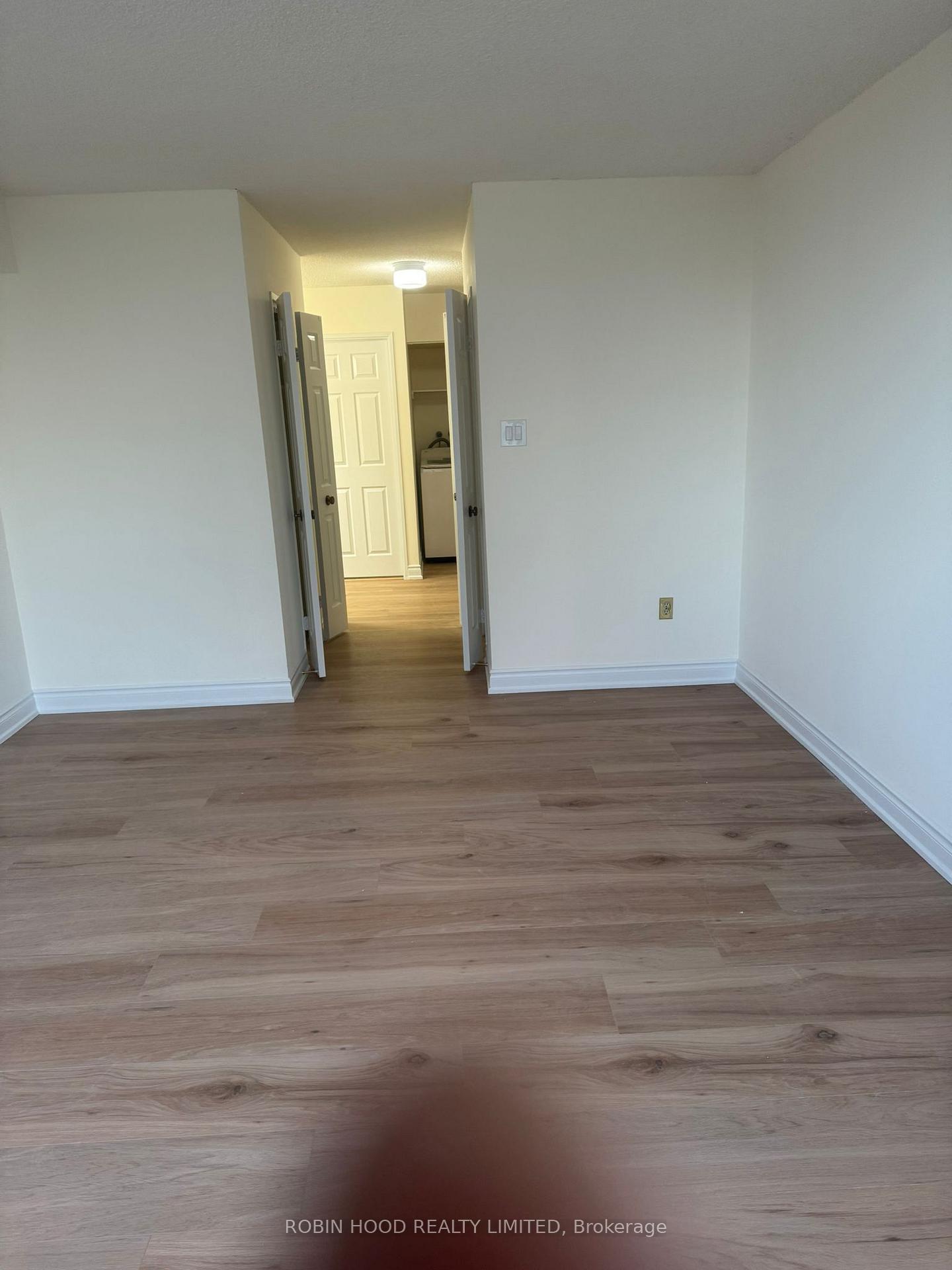 Photo 11 of Unit 1104, 2330 Bridletowne Circle, Scarborough, L'Amoreaux — HOMEH