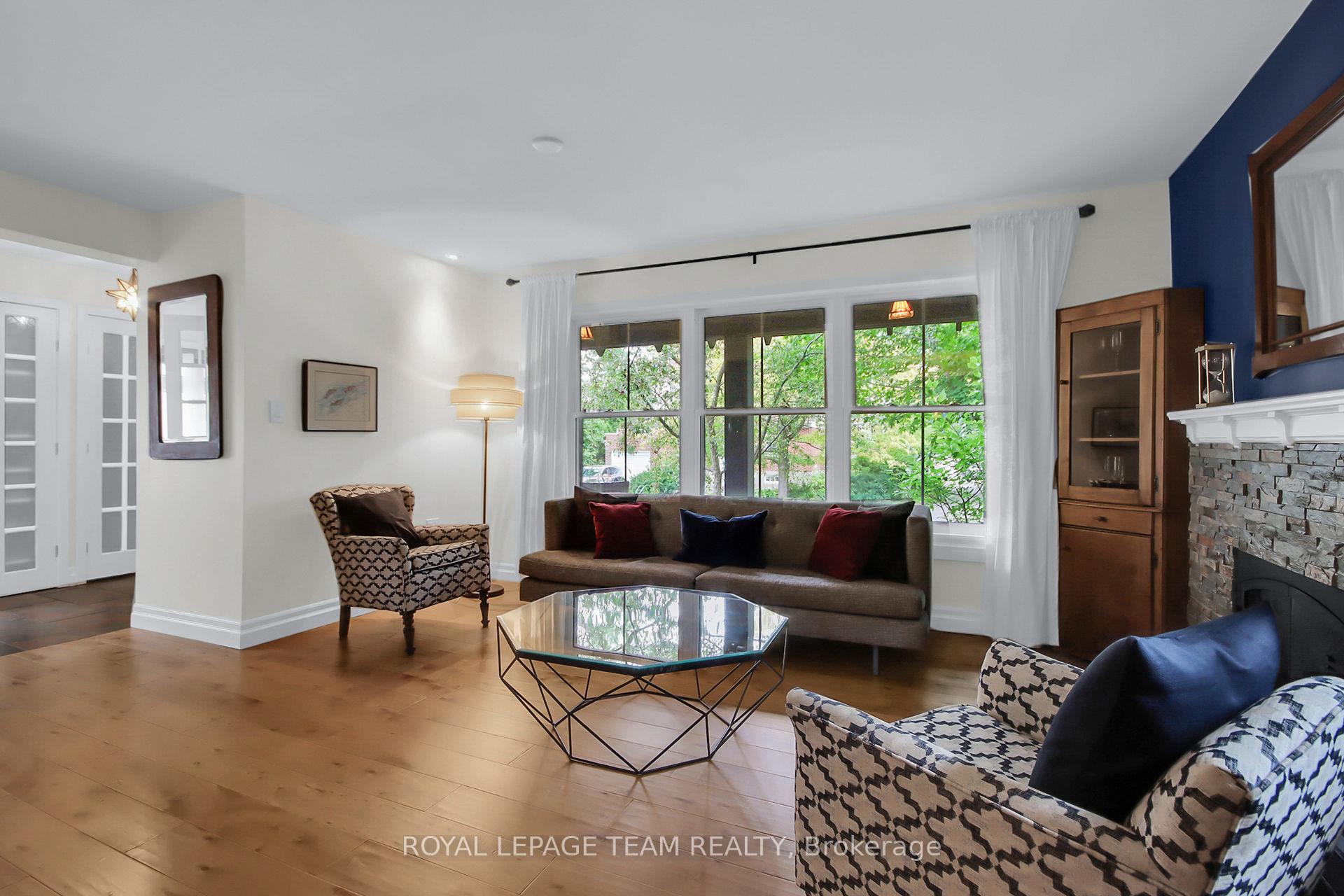Photo 5 of 526 Highland Avenue, Ottawa, McKellar/Highland — HOMEH