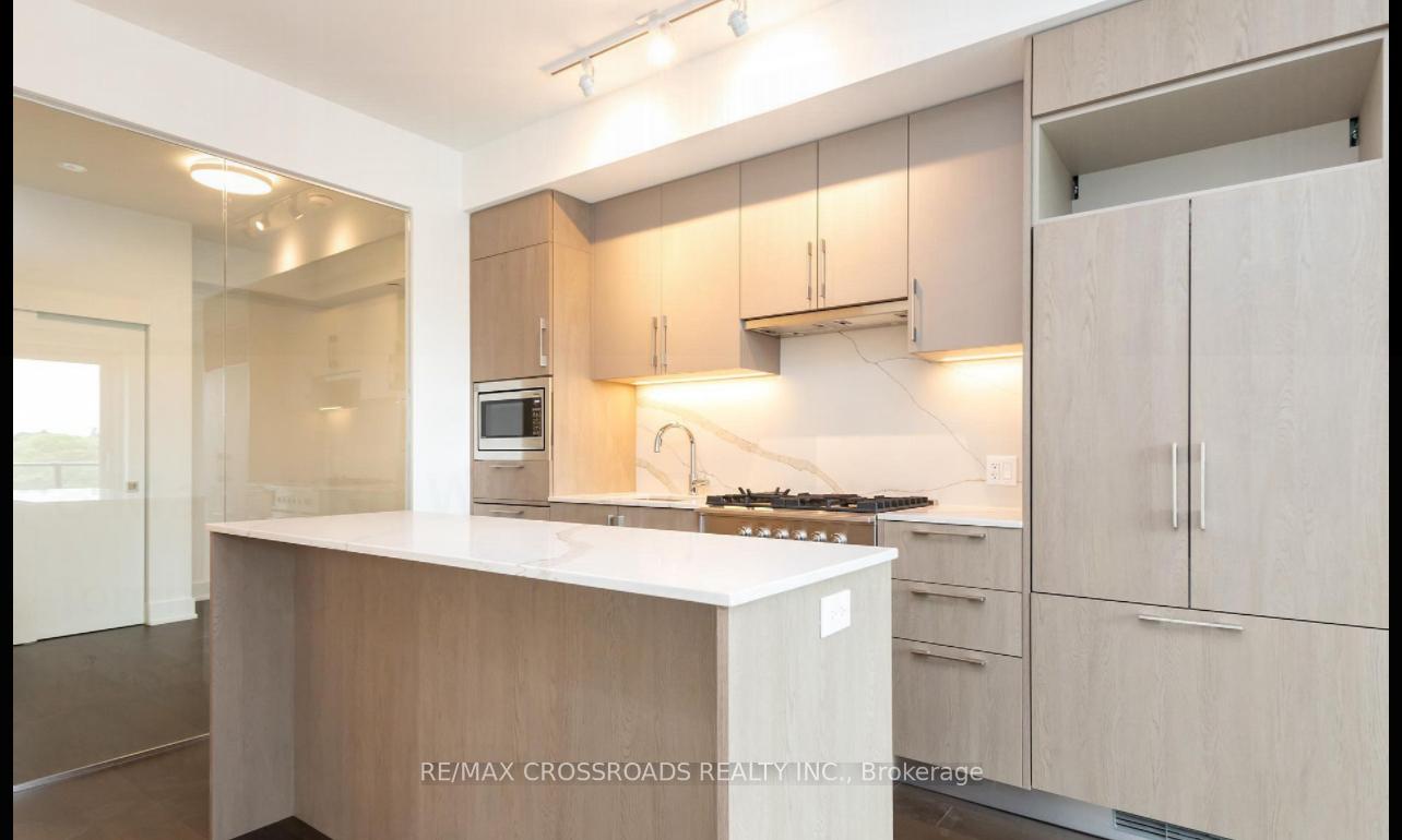 Photo 12 of Unit 607, 8 Manor Road W, Toronto, Yonge-Eglinton — HOMEH