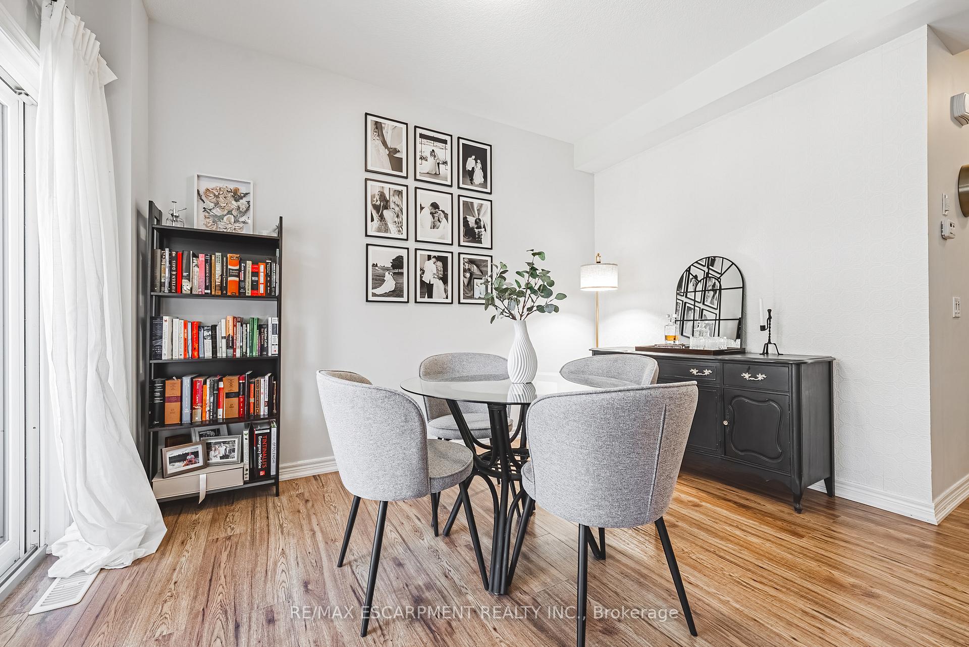 Photo 15 of 18 Ridgeside Lane, Hamilton, Waterdown — HOMEH