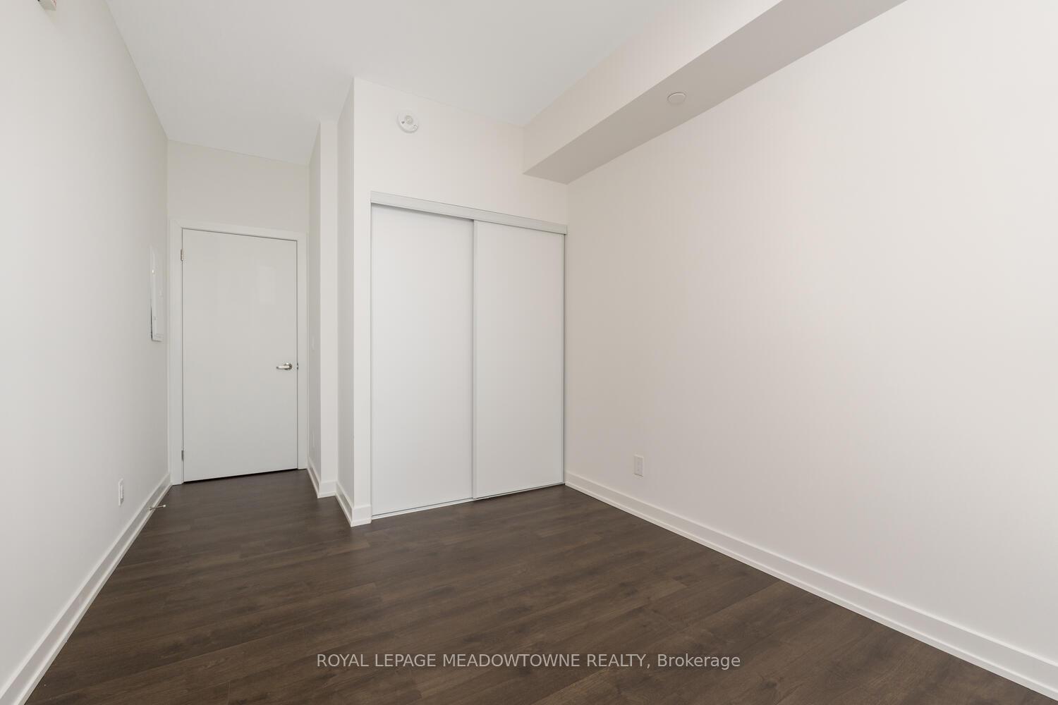 Photo 24 of Unit 705, 56 Lakeside Terrace, Barrie, Little Lake — HOMEH