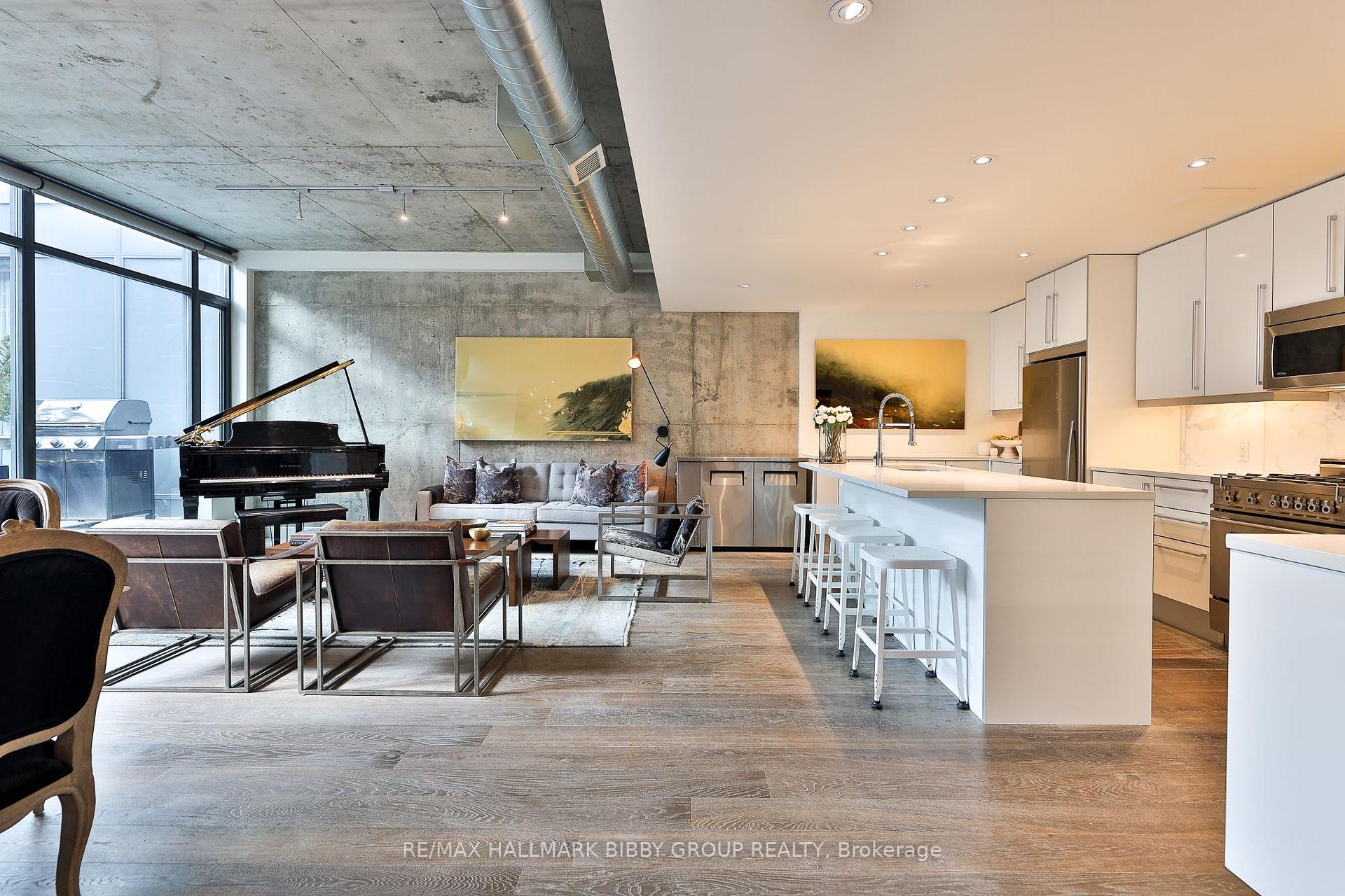 Photo 2 of Unit Ph1210, 138 Princess Street, Toronto, Moss Park — HOMEH