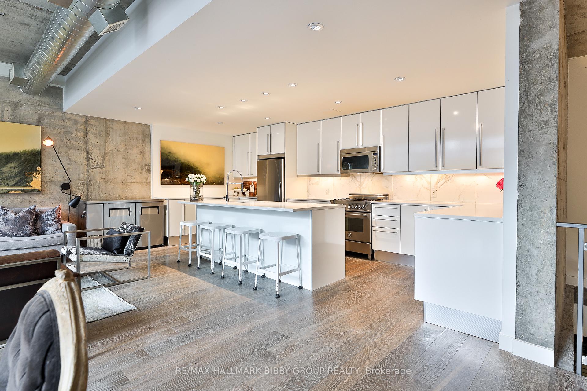Photo 12 of Unit Ph1210, 138 Princess Street, Toronto, Moss Park — HOMEH