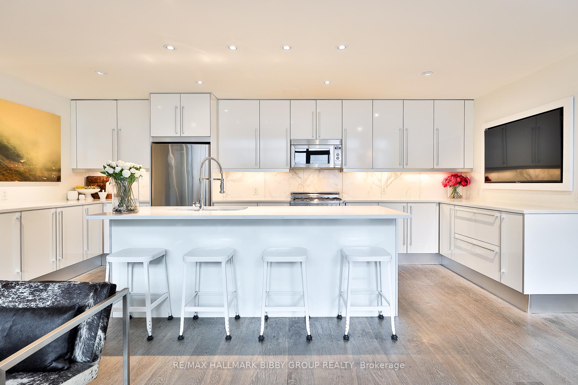 Photo 14 of Unit Ph1210, 138 Princess Street, Toronto, Moss Park — HOMEH