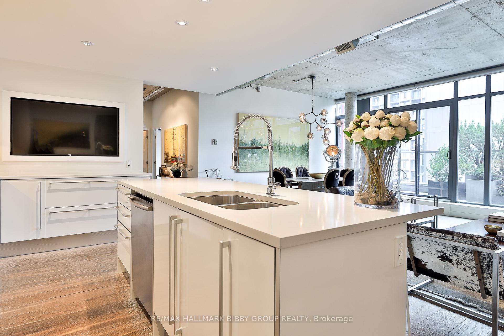 Photo 15 of Unit Ph1210, 138 Princess Street, Toronto, Moss Park — HOMEH