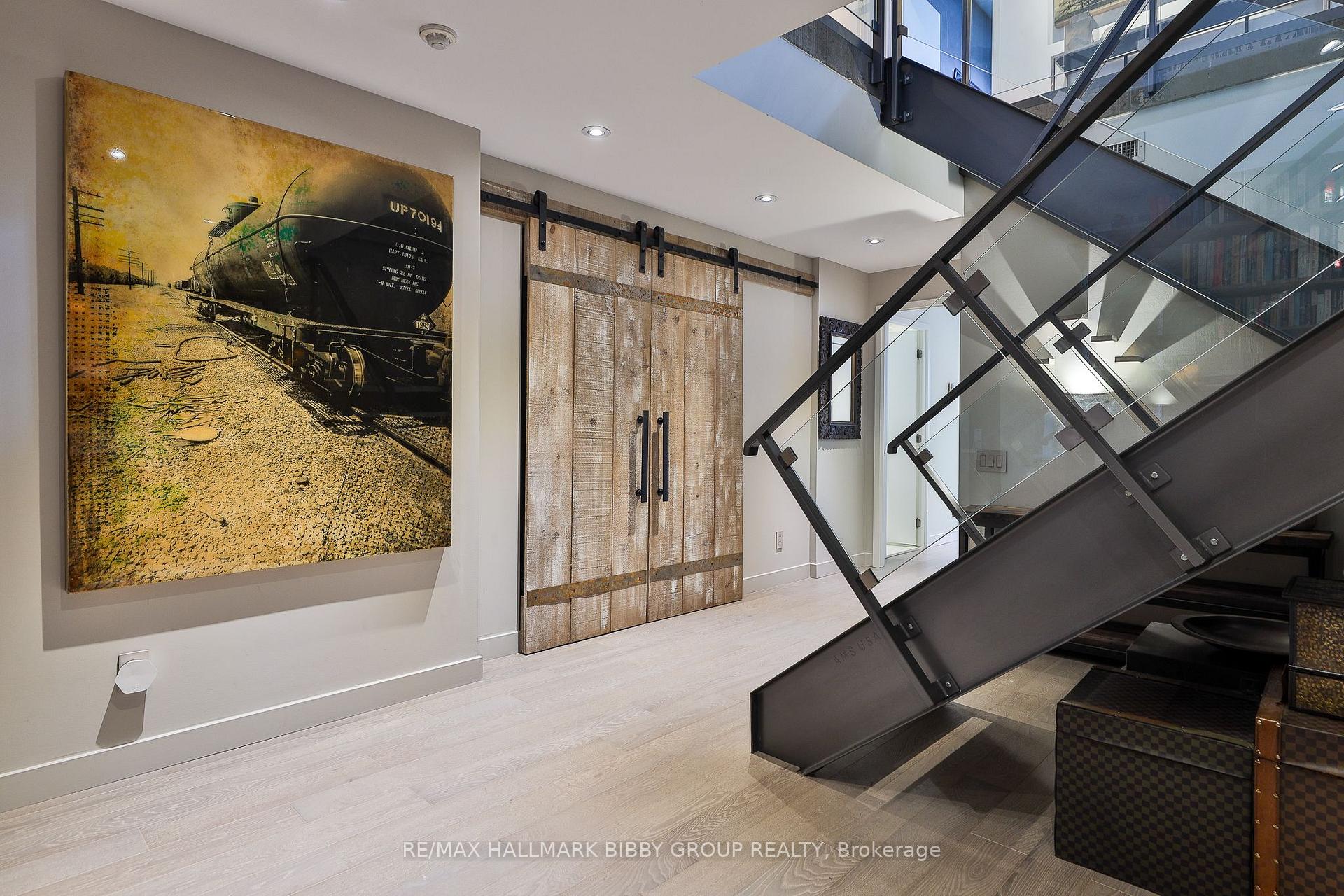 Photo 33 of Unit Ph1210, 138 Princess Street, Toronto, Moss Park — HOMEH