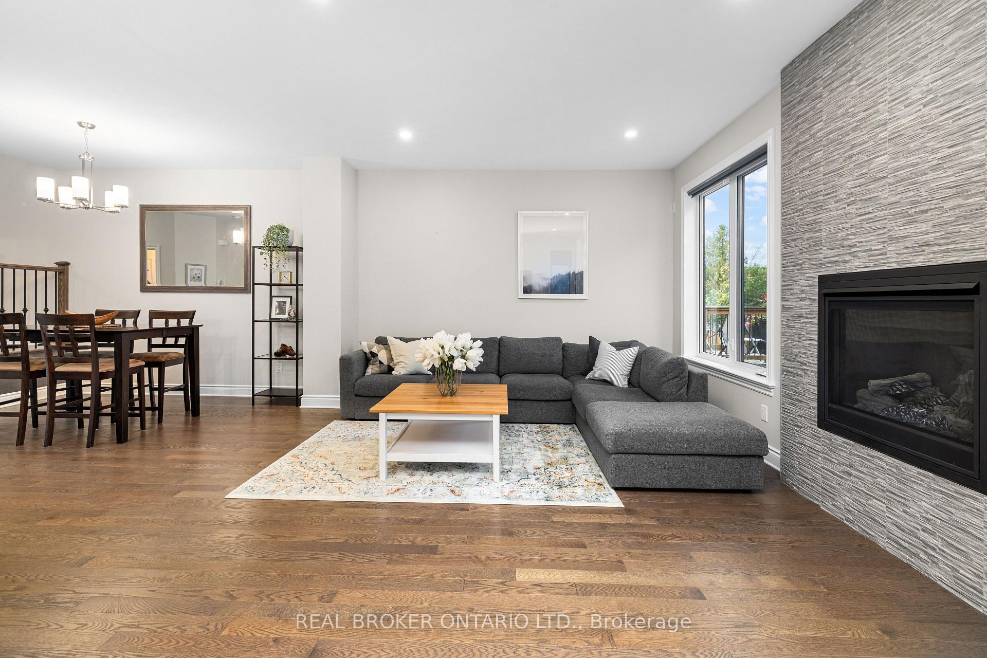 Photo 12 of 103 Dulmage Crescent, Carleton Place — HOMEH