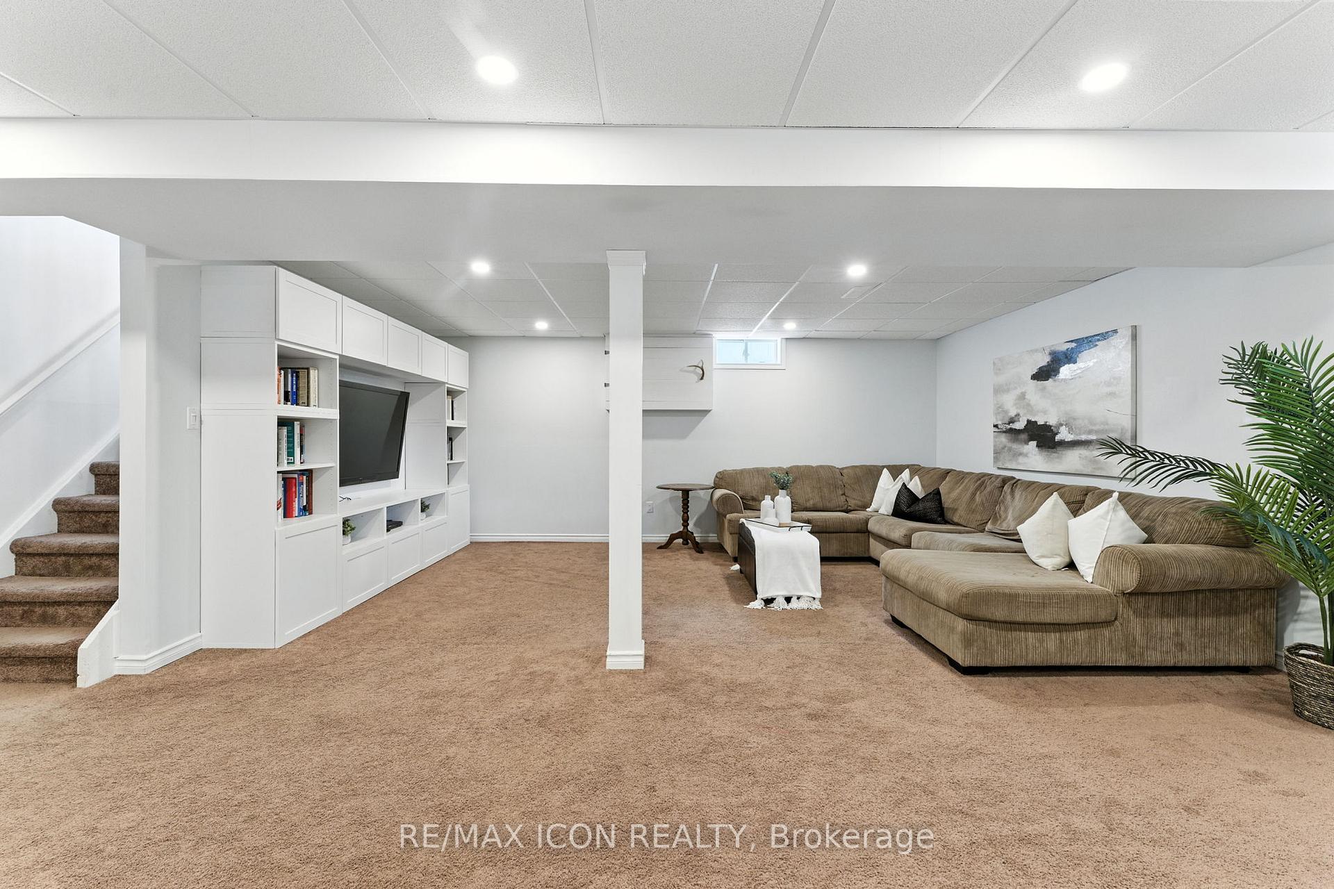 Photo 18 of 16 Ivy Crescent, Brant, Paris — HOMEH