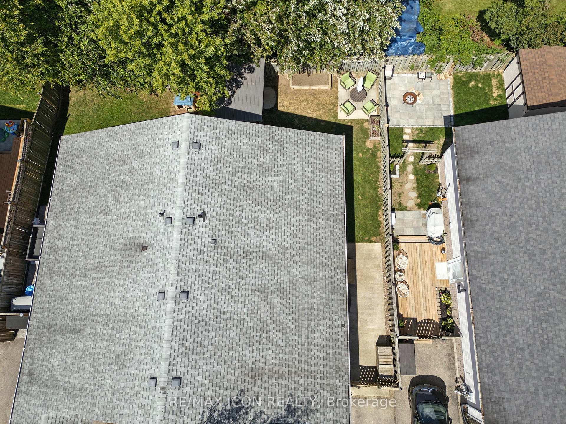 Photo 21 of 16 Ivy Crescent, Brant, Paris — HOMEH