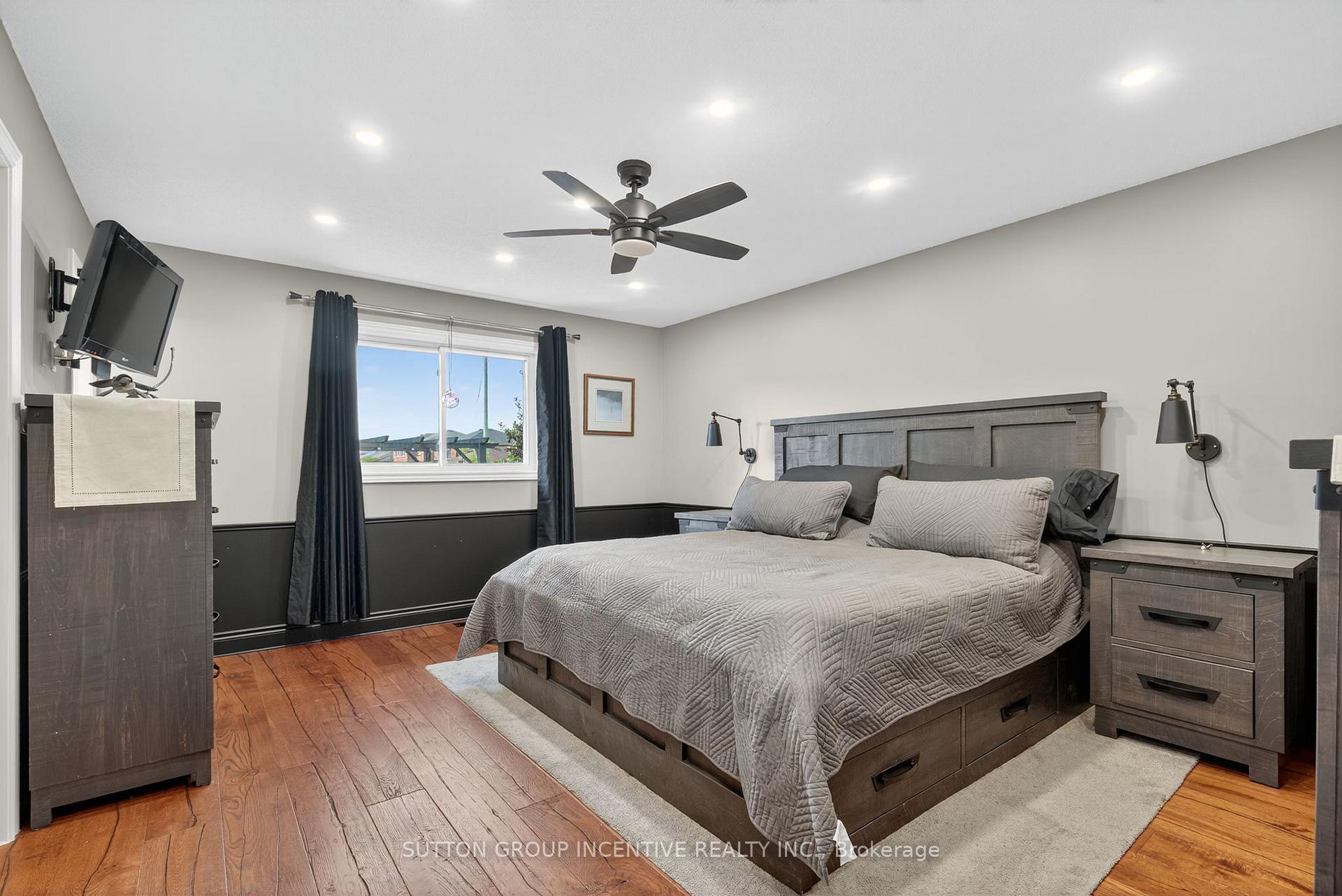 Photo 7 of 6 Sundew Drive, Barrie, Holly — HOMEH