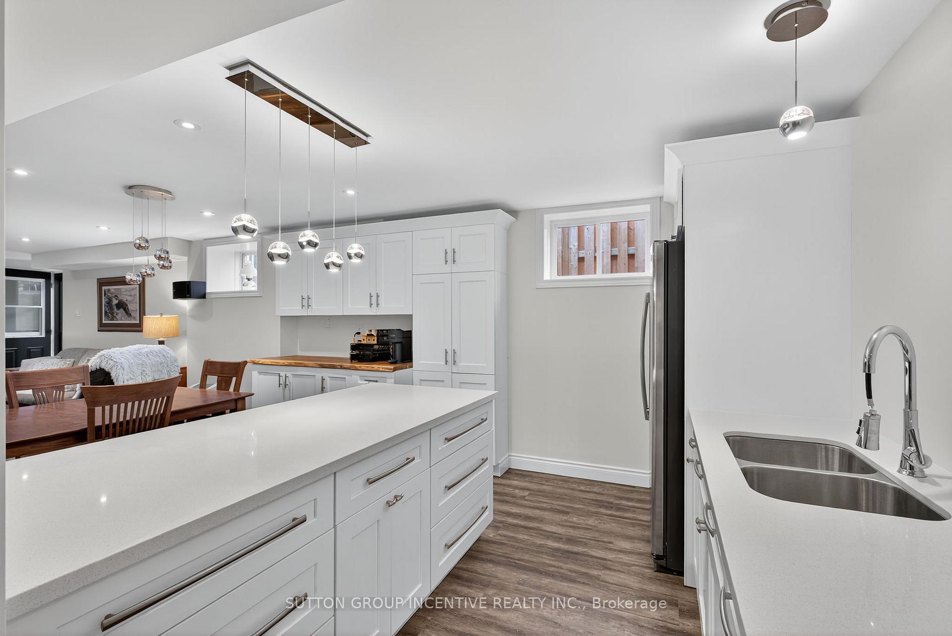 Photo 19 of 6 Sundew Drive, Barrie, Holly — HOMEH