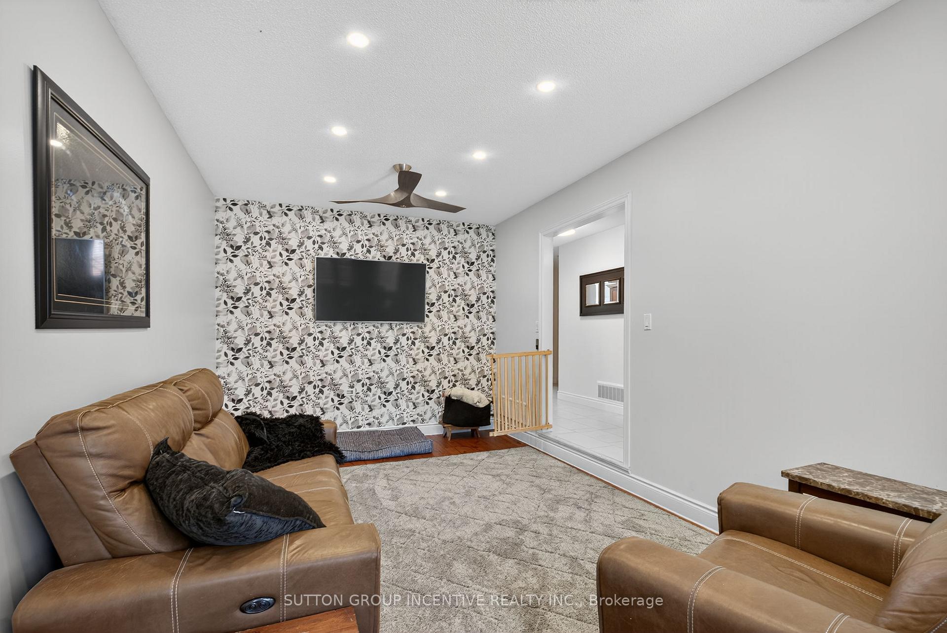 Photo 22 of 6 Sundew Drive, Barrie, Holly — HOMEH